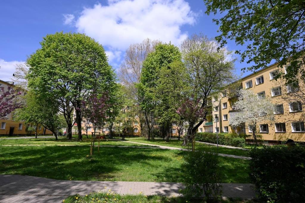 Saska Kepa -ul. Francuska 2' Min Apartament *