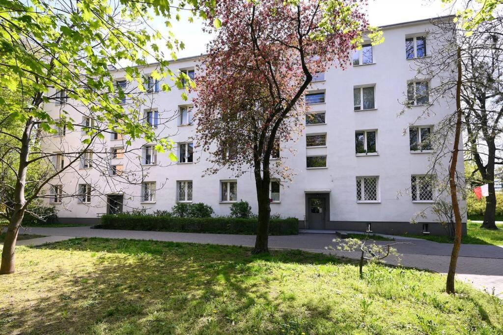 Saska Kepa -ul. Francuska 2' Min Warszawa