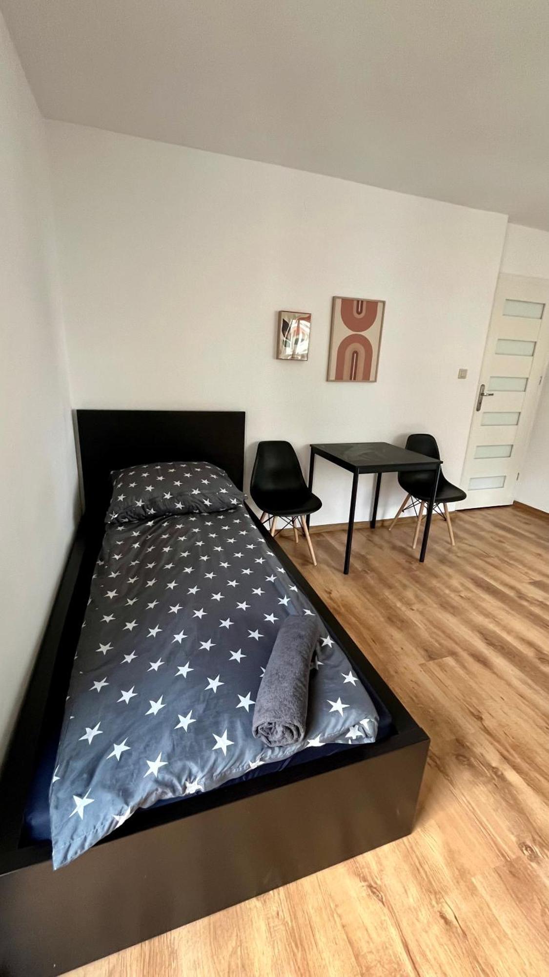 Homestay In - C106b