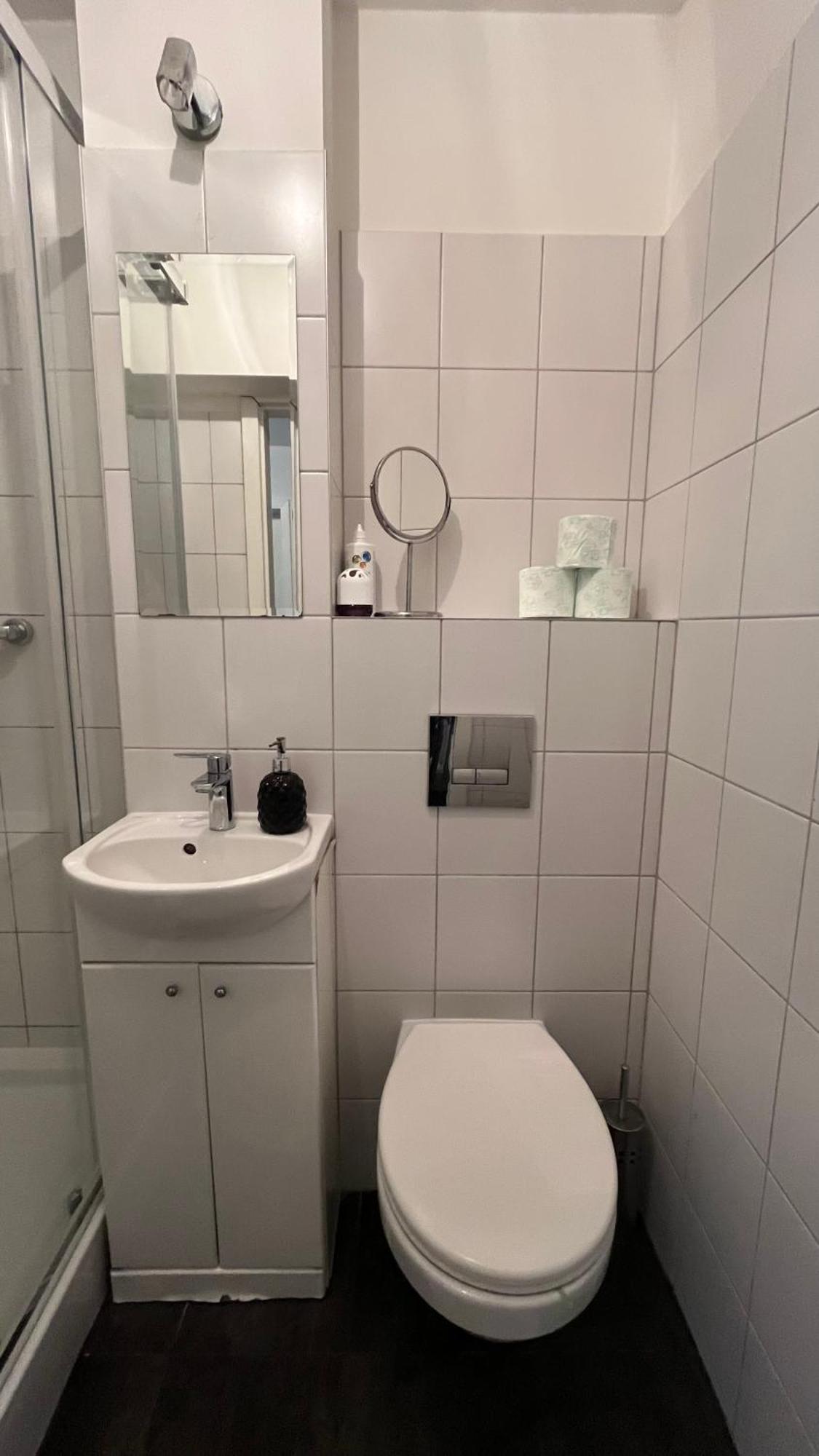 Homestay In - C106b