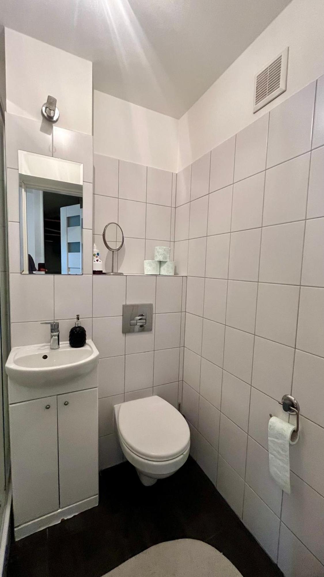 In - C106b Homestay