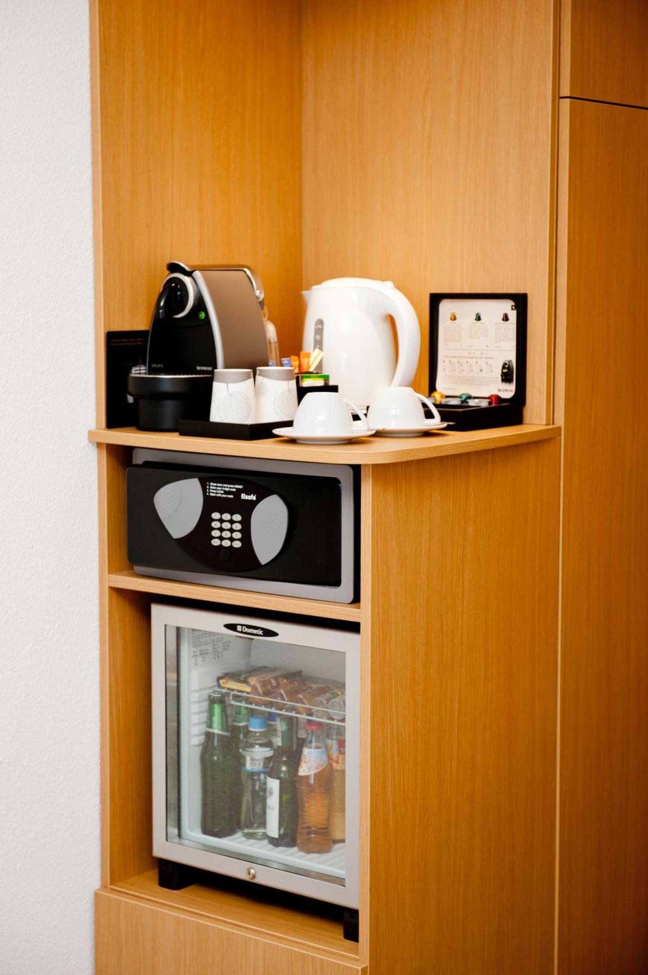 Hotel Novotel Airport 4*