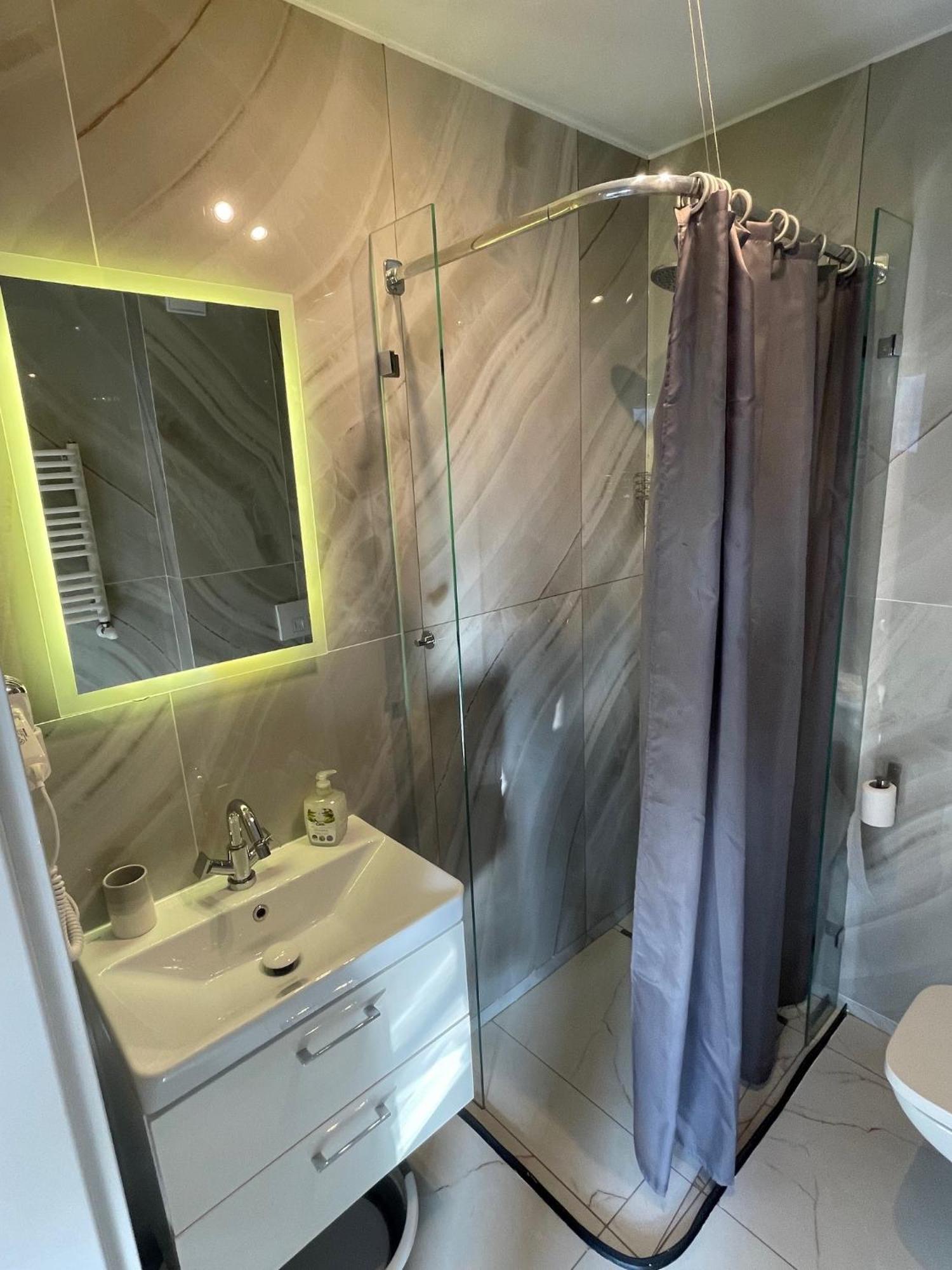 Apartment Kawalerka Premium A 29m2 - Po Remoncie - Nowa!