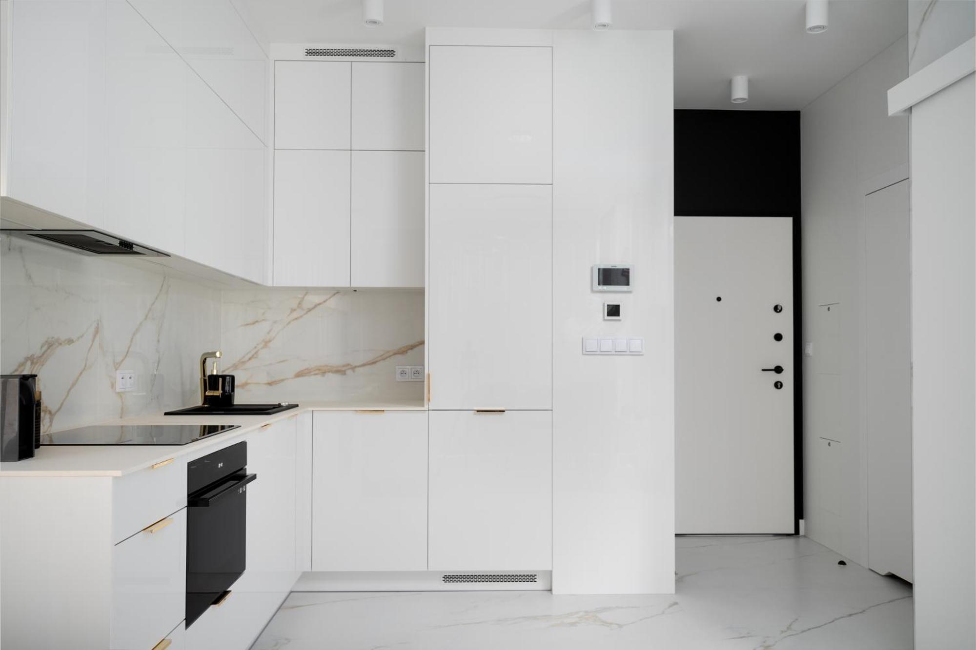 - Great Location- Luxury One Bedroom - Grzybowska 37 Warsaw
