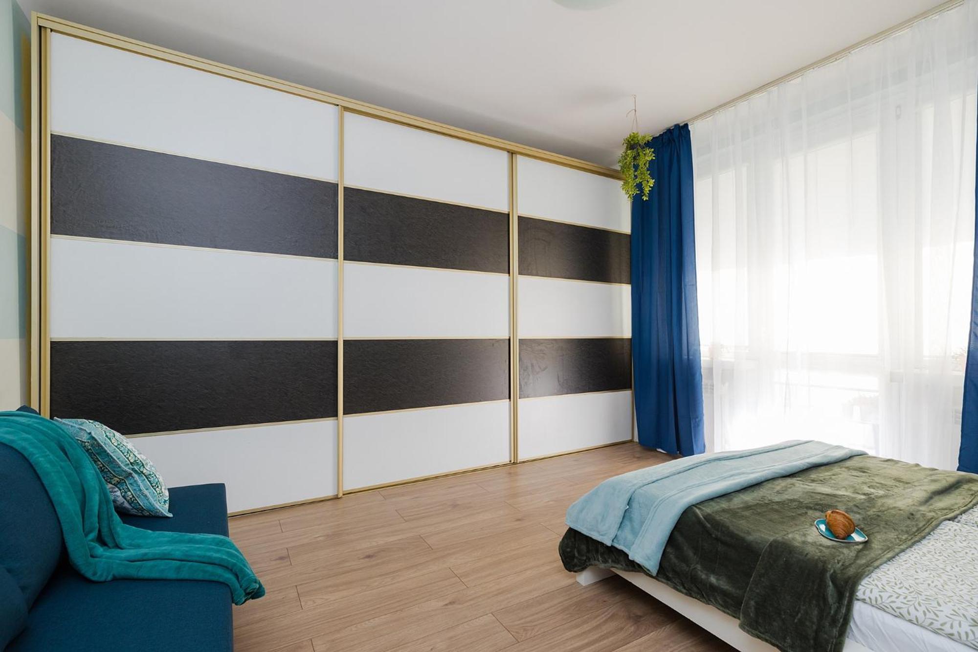 Apartament Superapart Grochowska 136, Very Close To The Mon Hospital On Saszerow Street