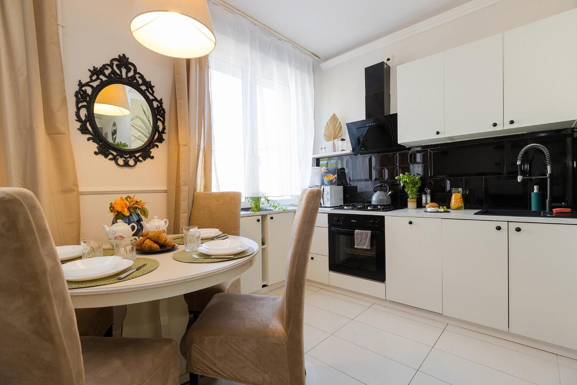 Superapart Grochowska 136, Very Close To The Mon Hospital On Saszerow Street Warszawa