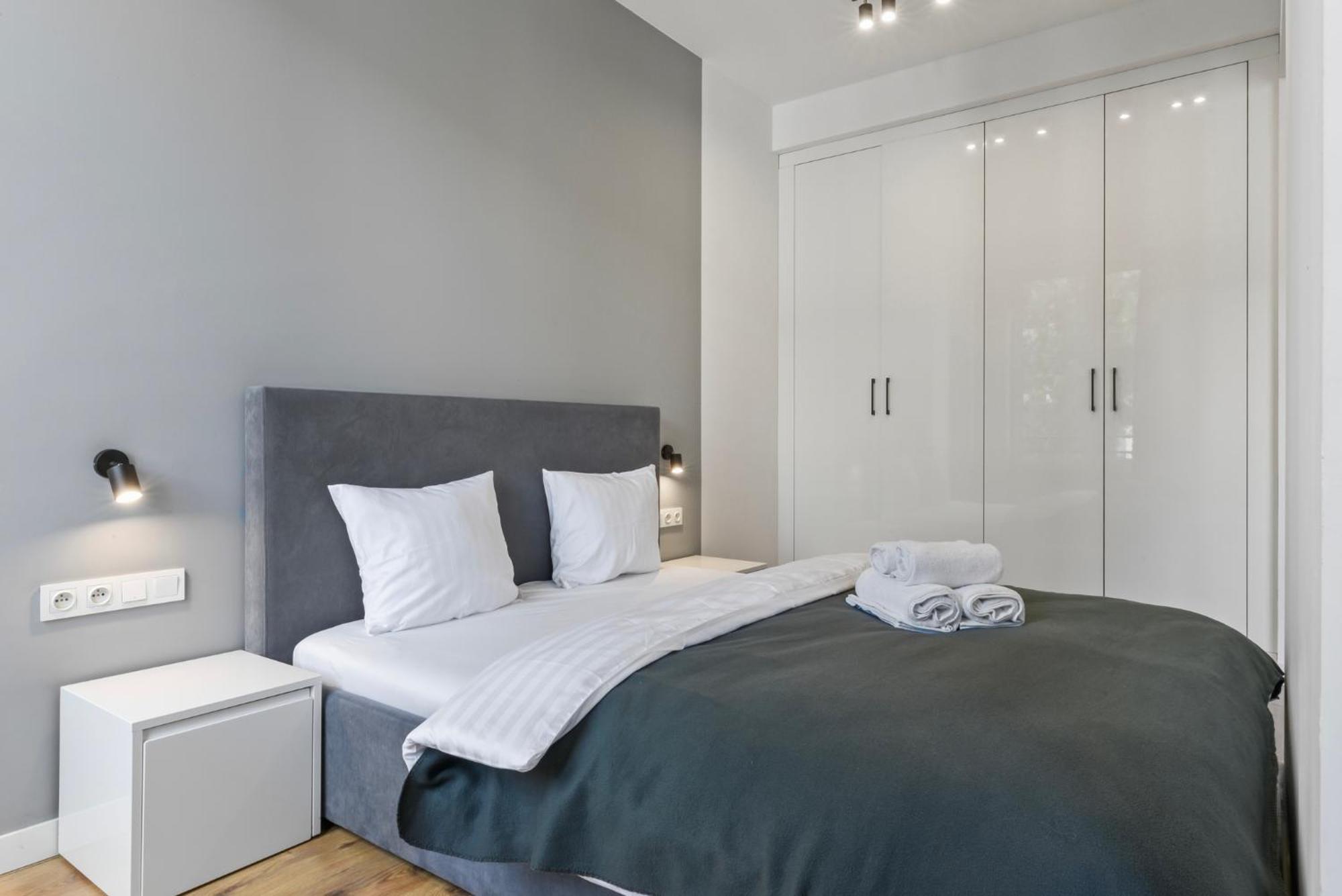 Rentplanet - Slawinska Warsaw