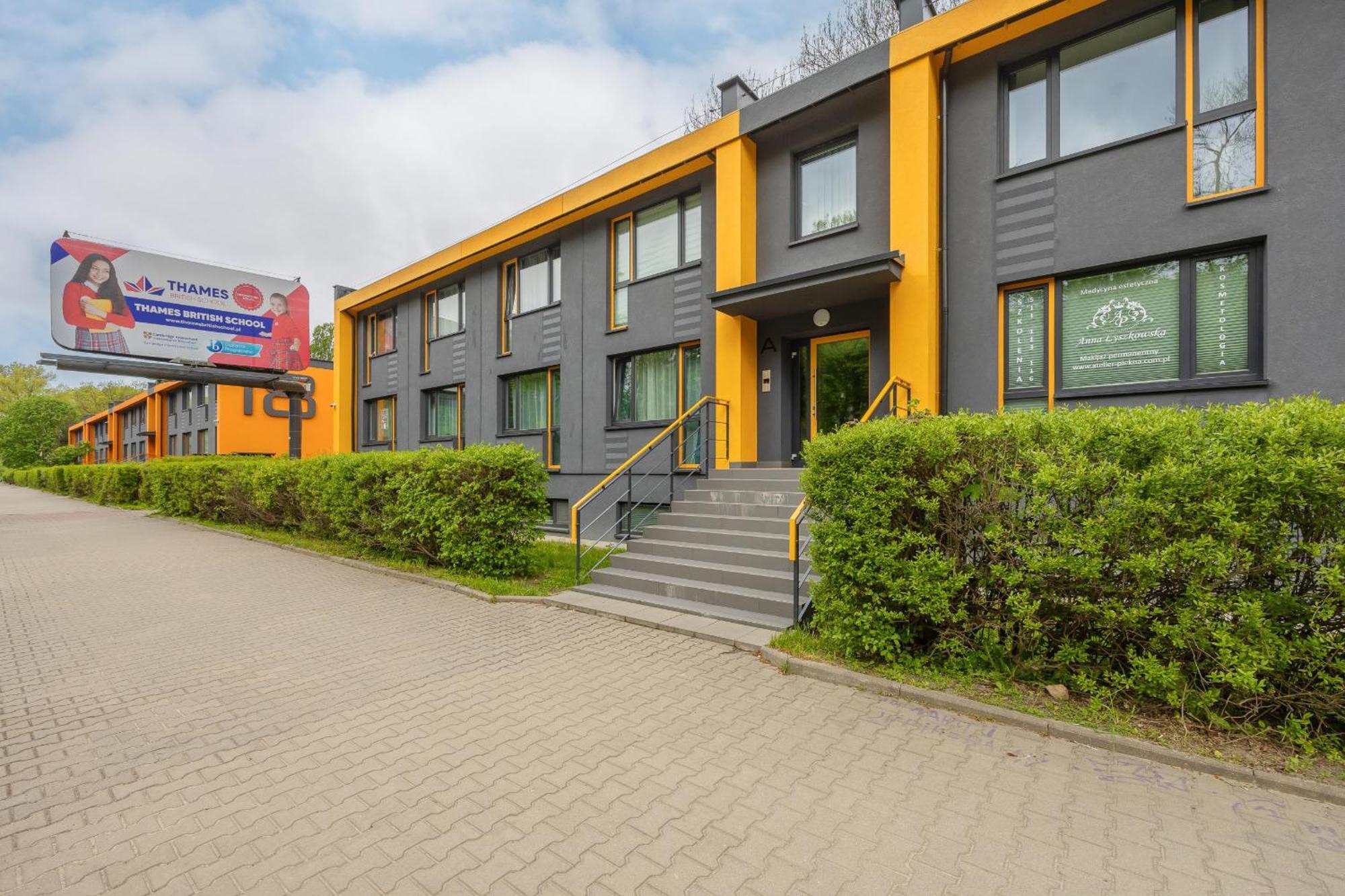 Apartament Beautiful Near Mokotow Field By Renters