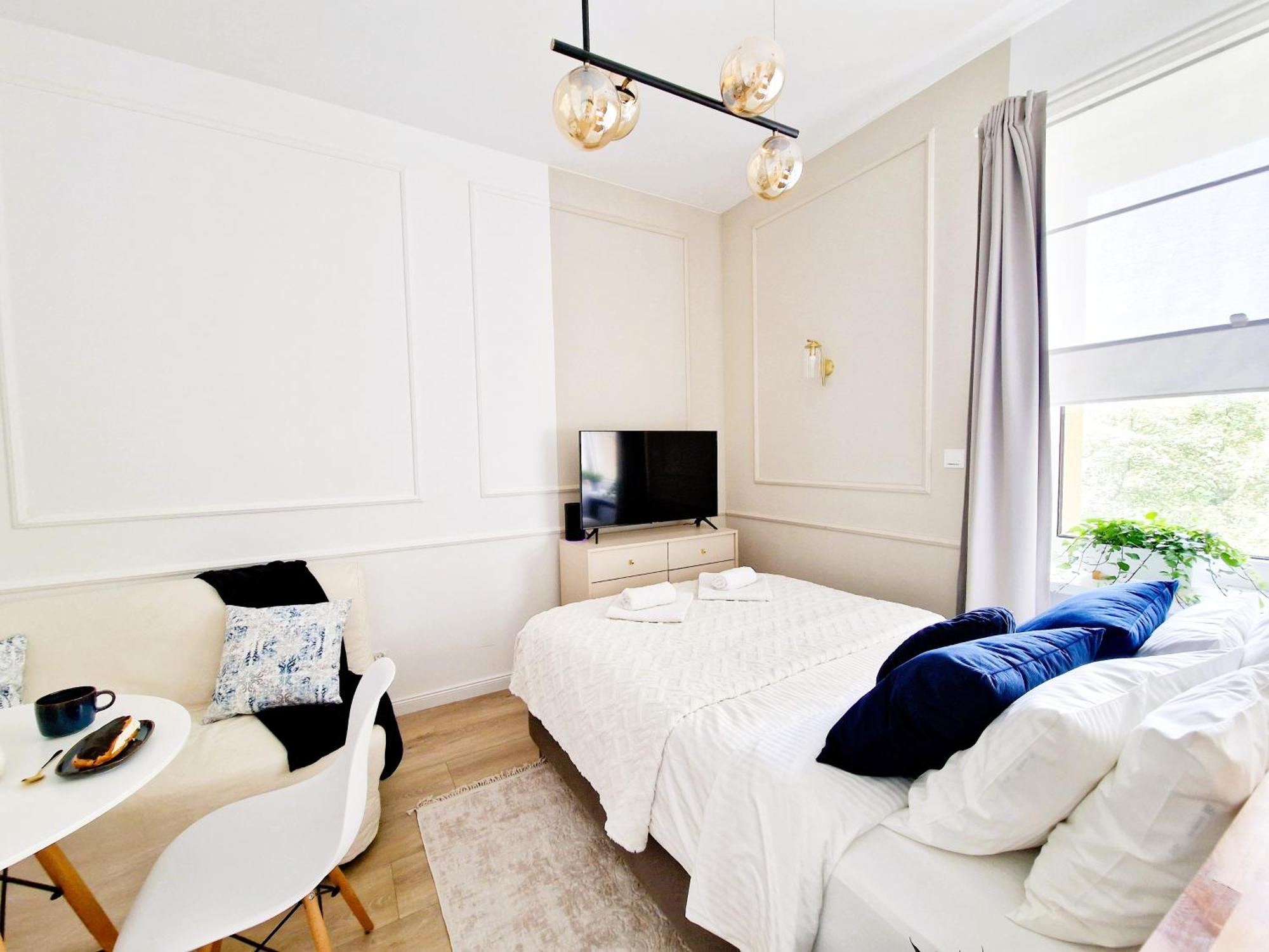 J&w Grojecka Glam Flat Warsaw