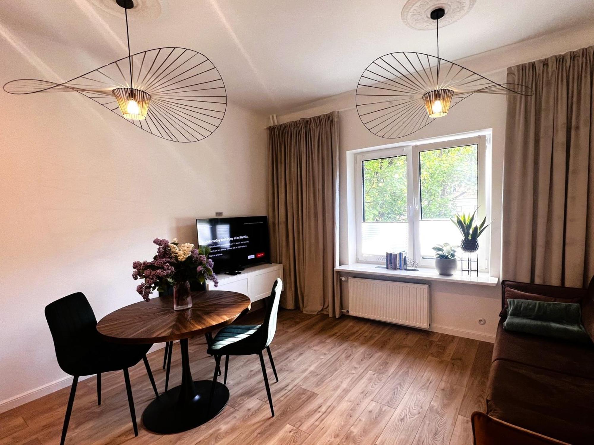 Srodmiescie Pl. Zbawiciela Apartment Warsaw