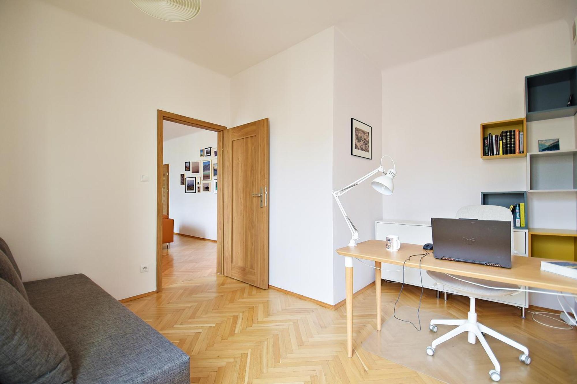 View - 63m2, Location, Workspace - By Rentujemy