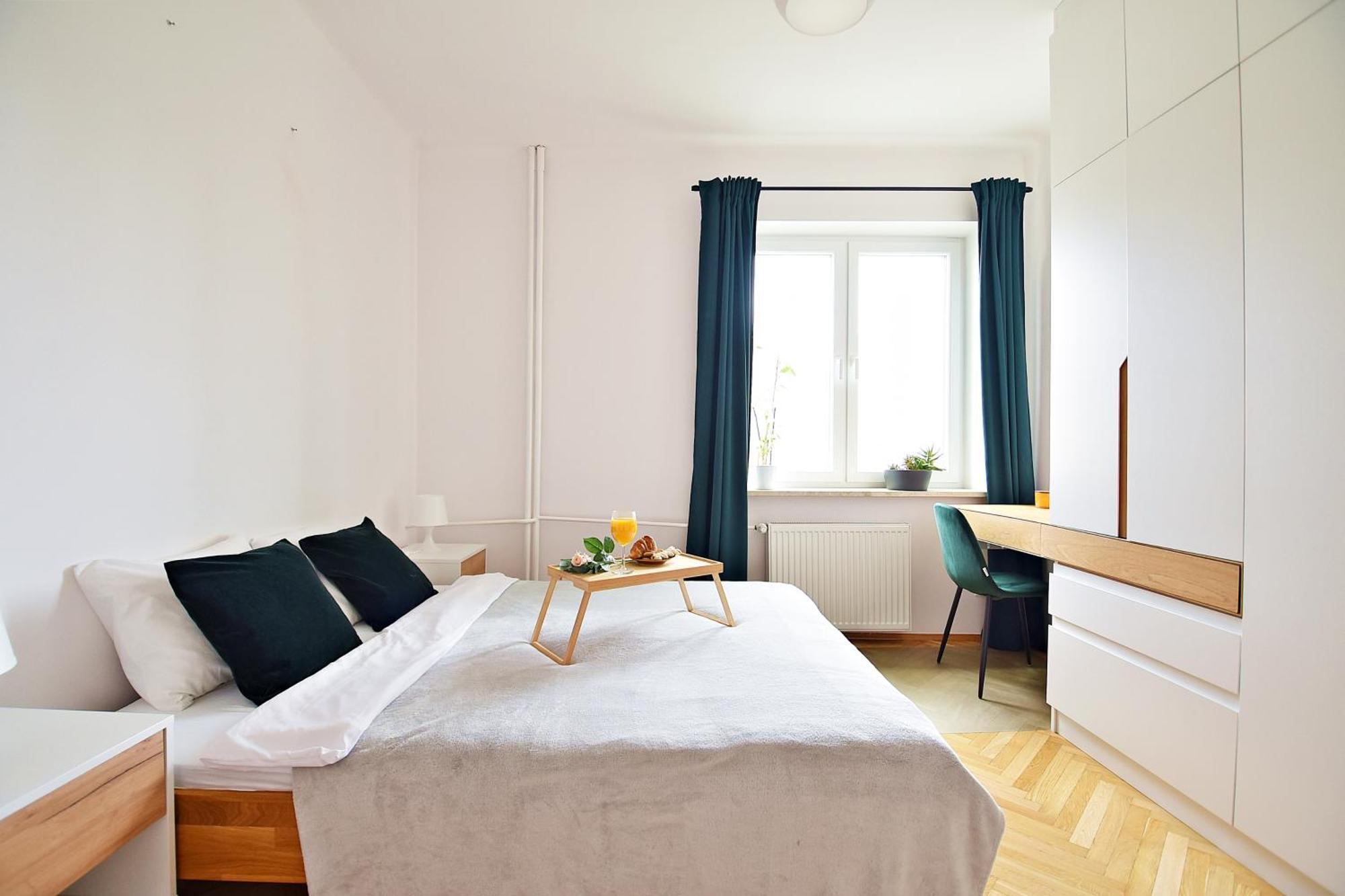 Apartment View - 63m2, Location, Workspace - By Rentujemy *