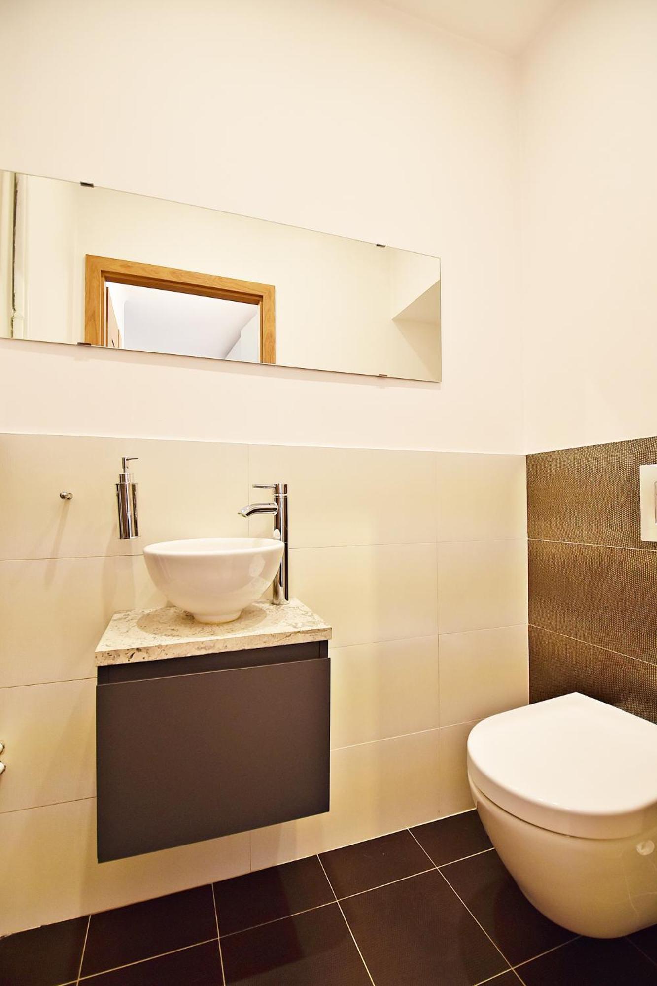 View - 63m2, Location, Workspace - By Rentujemy Apartment