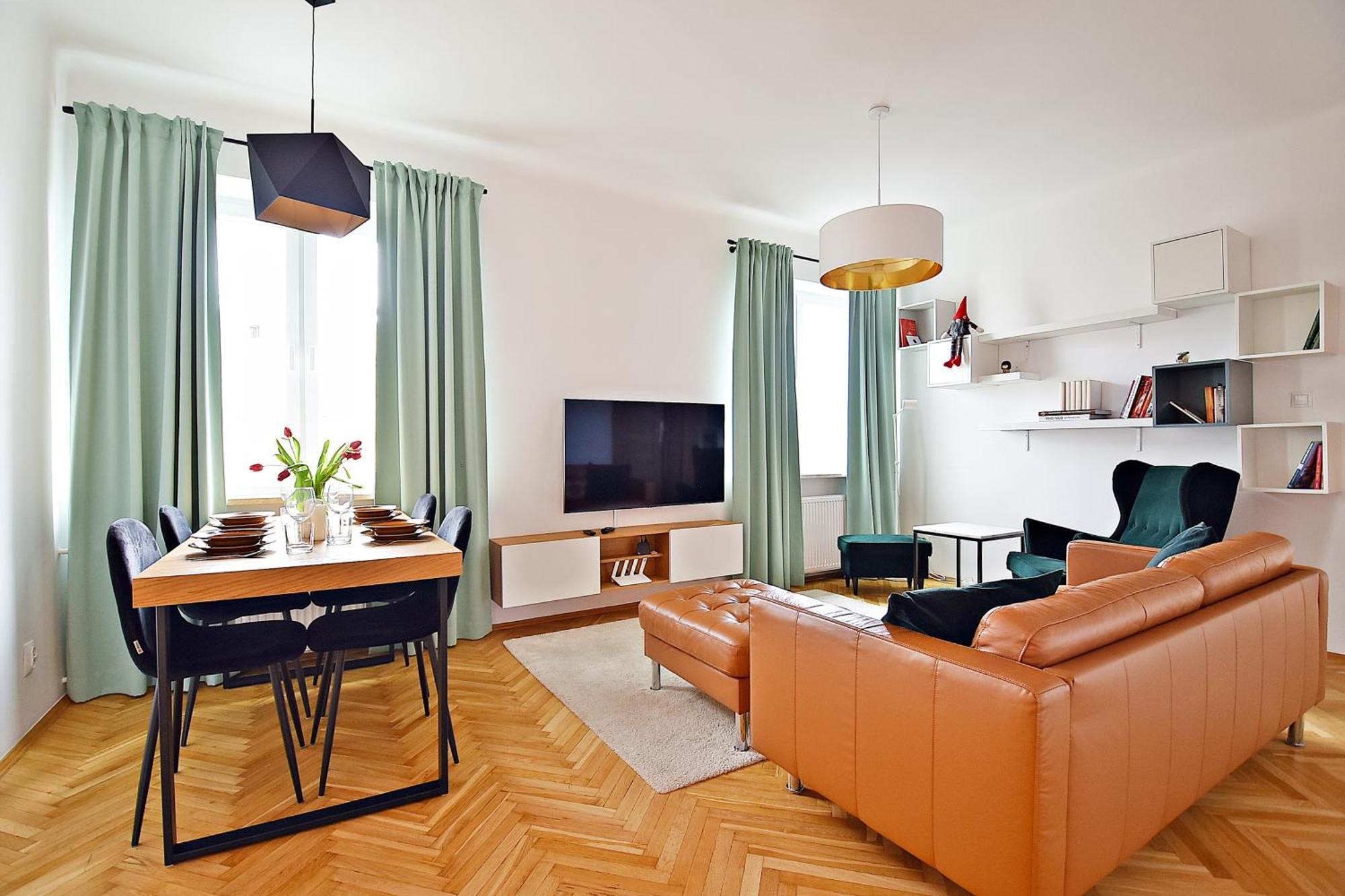 Apartment View - 63m2, Location, Workspace - By Rentujemy