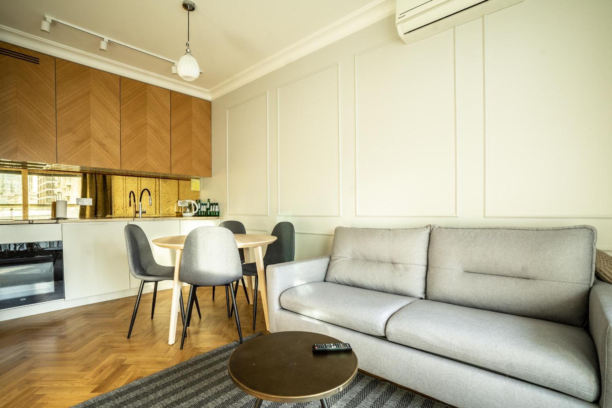 Apartment Vipwarsawapartments Onyx Mennica Warsaw