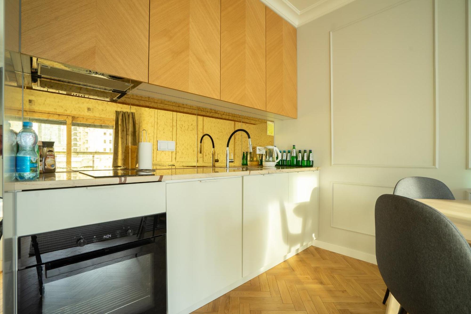 Vipwarsawapartments Onyx Mennica Apartment *