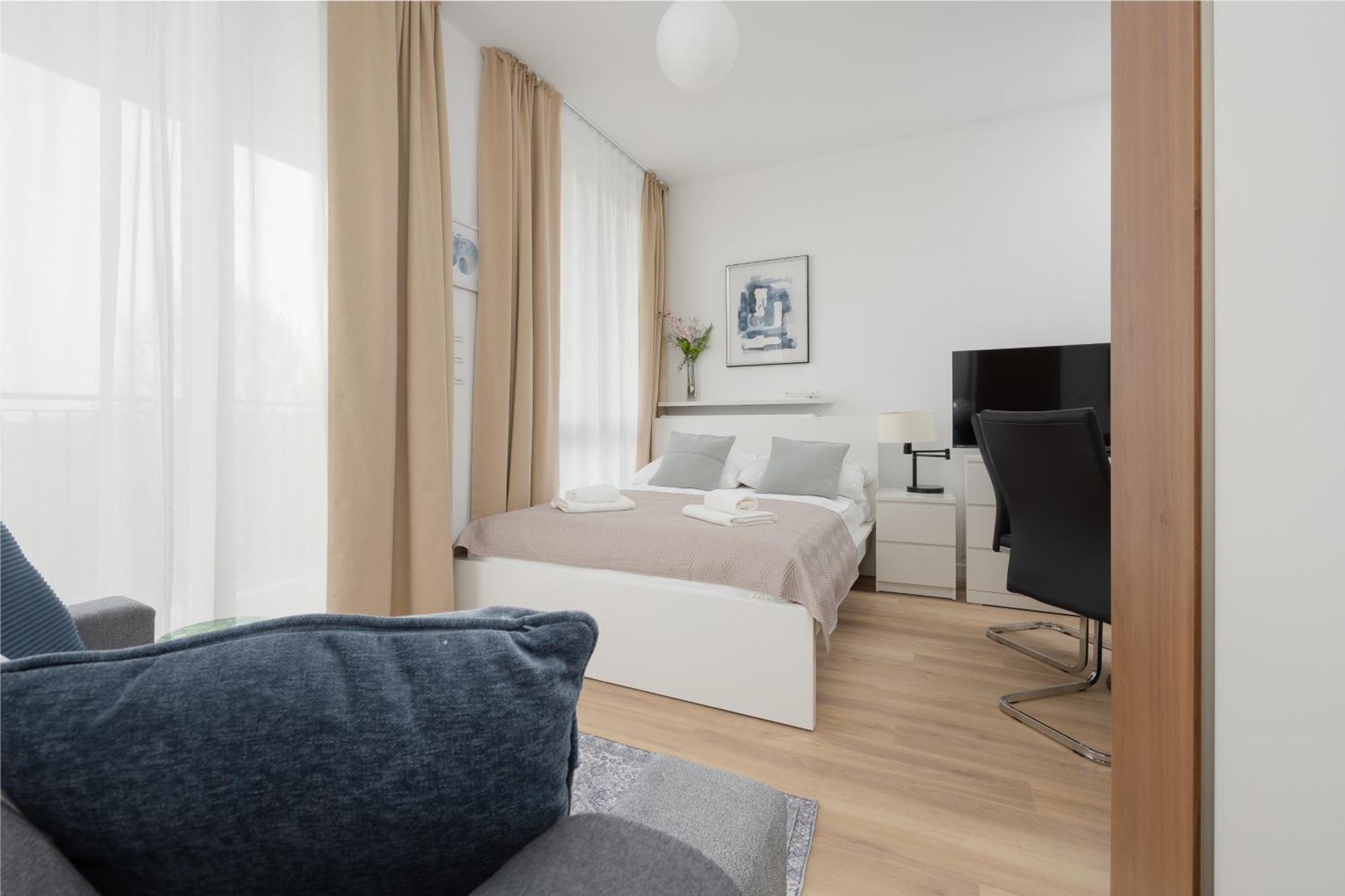 Apartment Sarmacka 27 3-close To Medicover And Paley