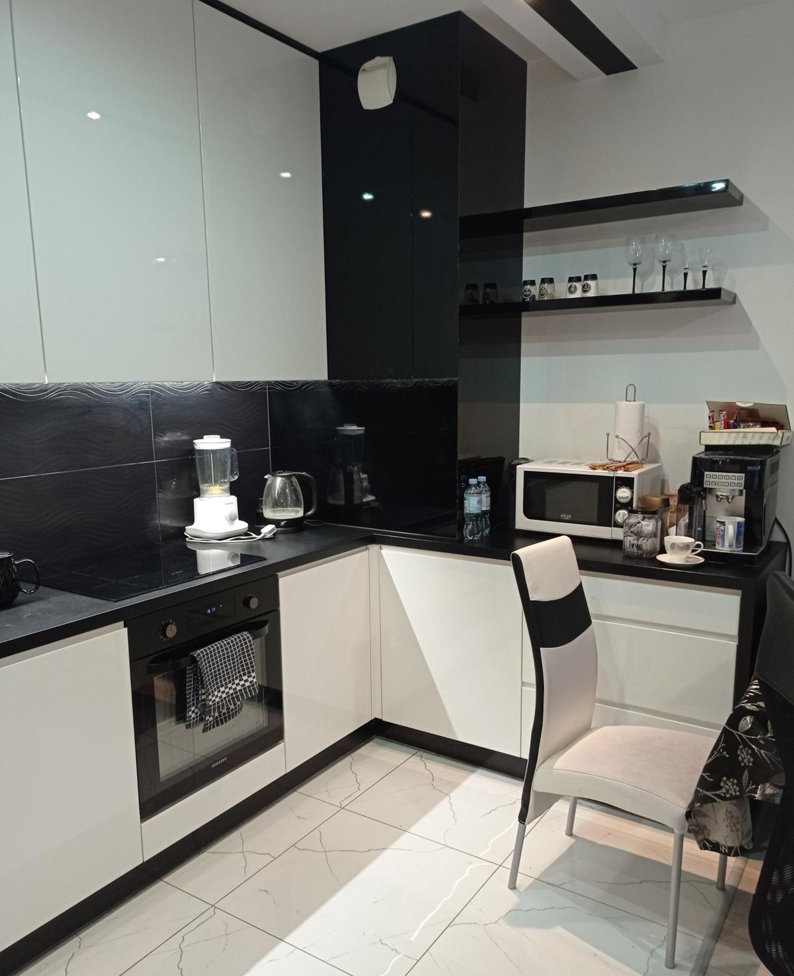 Mokotow -near Chopin Airport * Warschau