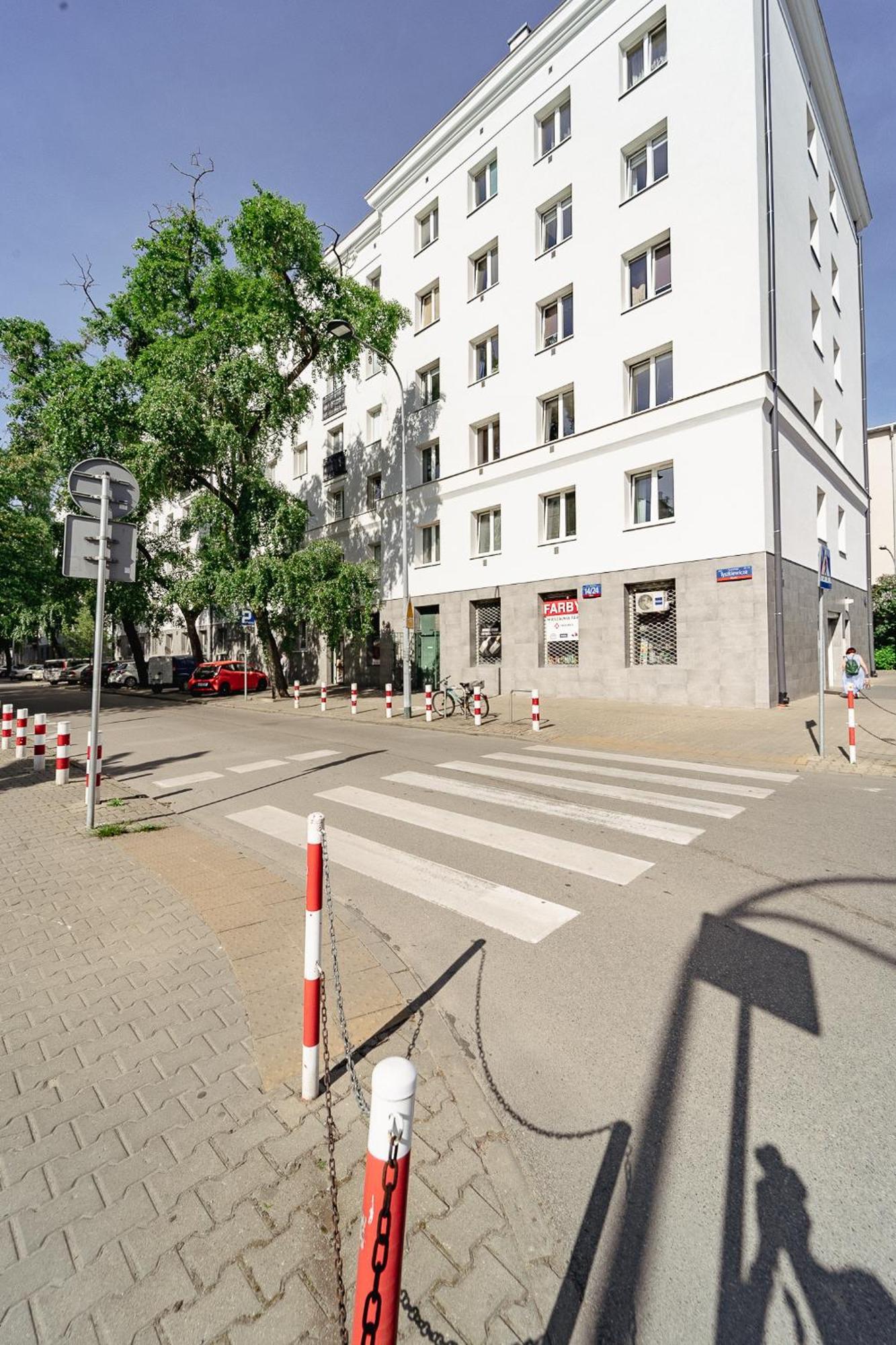 Apartment Inside Wola & Business Warsaw