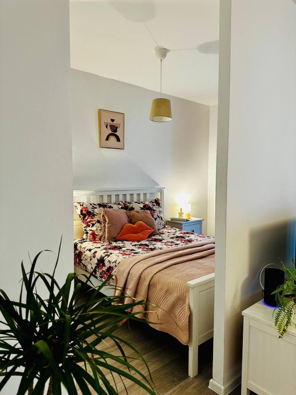 Apartament Blisko Centrum Warszawy *