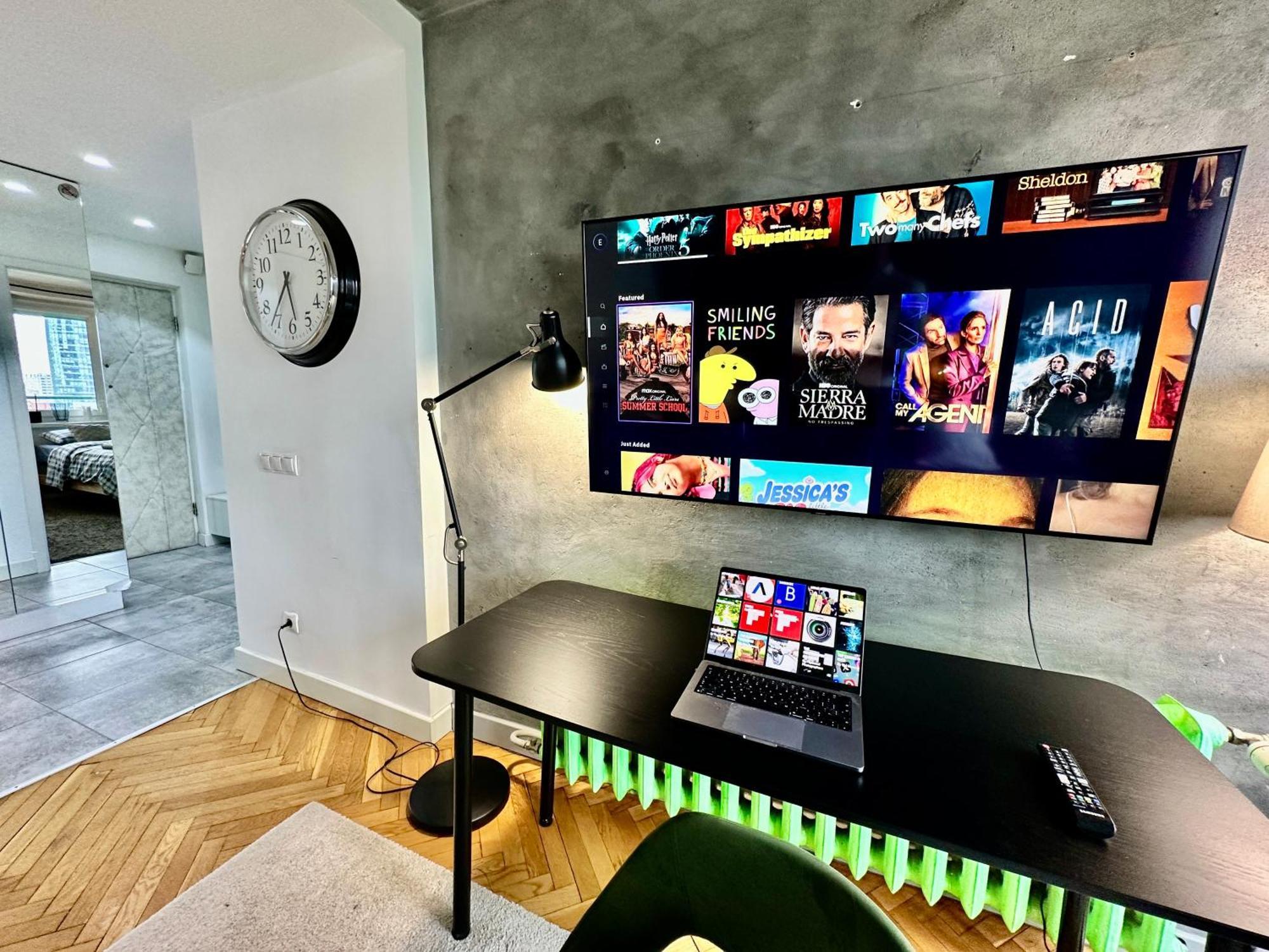 Palace 2 Wifi 600 Mbs 55'tv Netflix Hbo 2xmetro Appletv Apartment