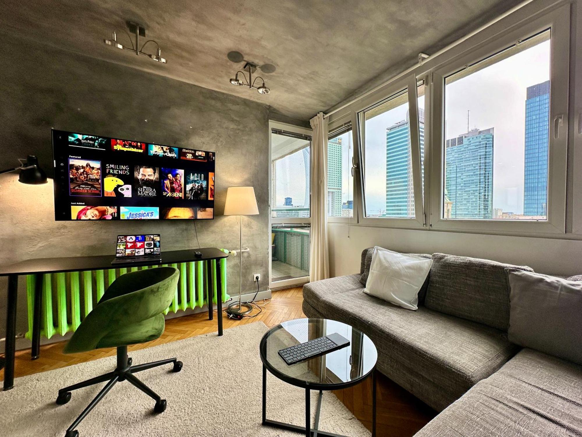 Apartment Palace 2 Wifi 600 Mbs 55'tv Netflix Hbo 2xmetro Appletv Warsaw