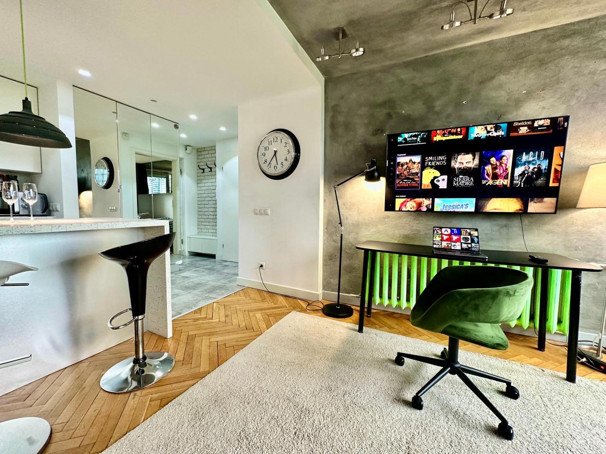 Palace 2 Wifi 600 Mbs 55'tv Netflix Hbo 2xmetro Appletv Apartment