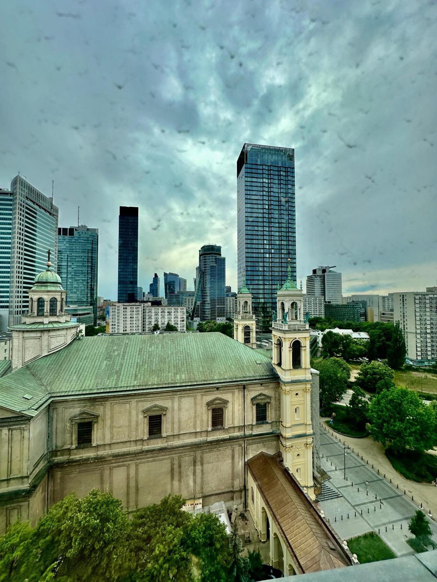 Apartment Palace 2 Wifi 600 Mbs 55'tv Netflix Hbo 2xmetro Appletv Warsaw
