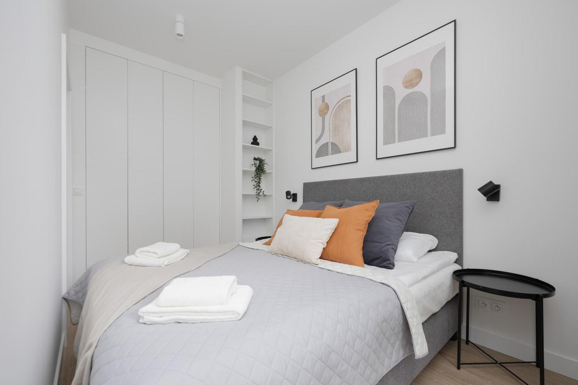 Domaniewska With Parking Mokotow By Renters Prestige Apartment *