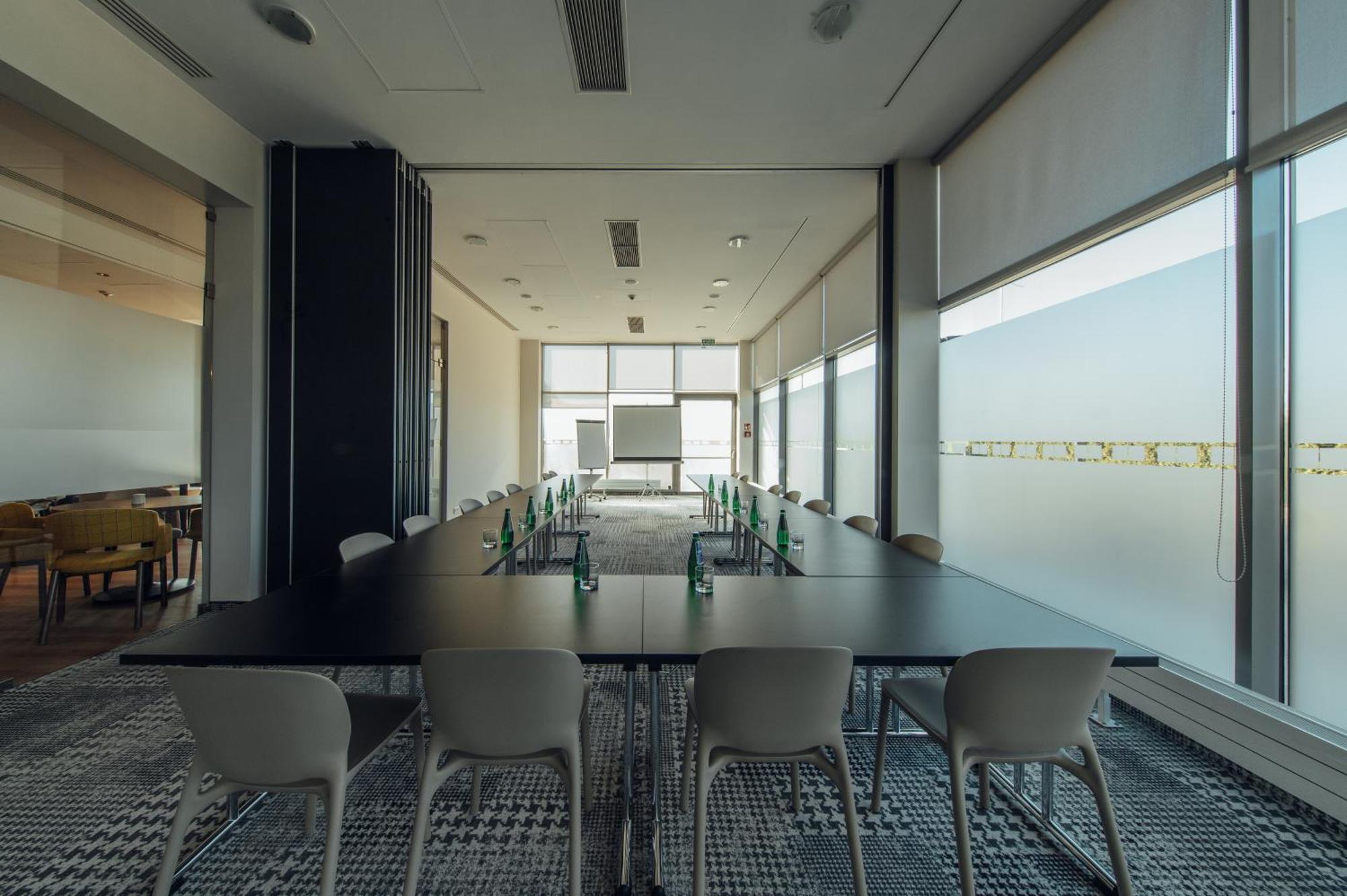 Ibis Styles Airport Hotel