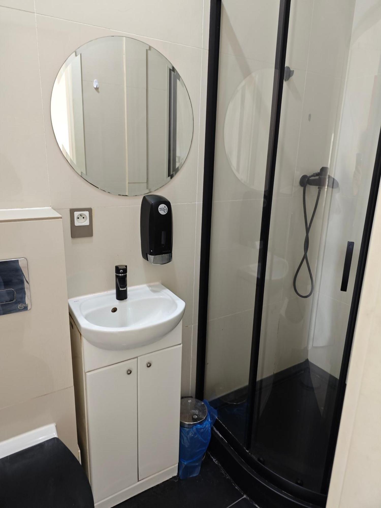 Homestay Wilcza - Center Warsaw