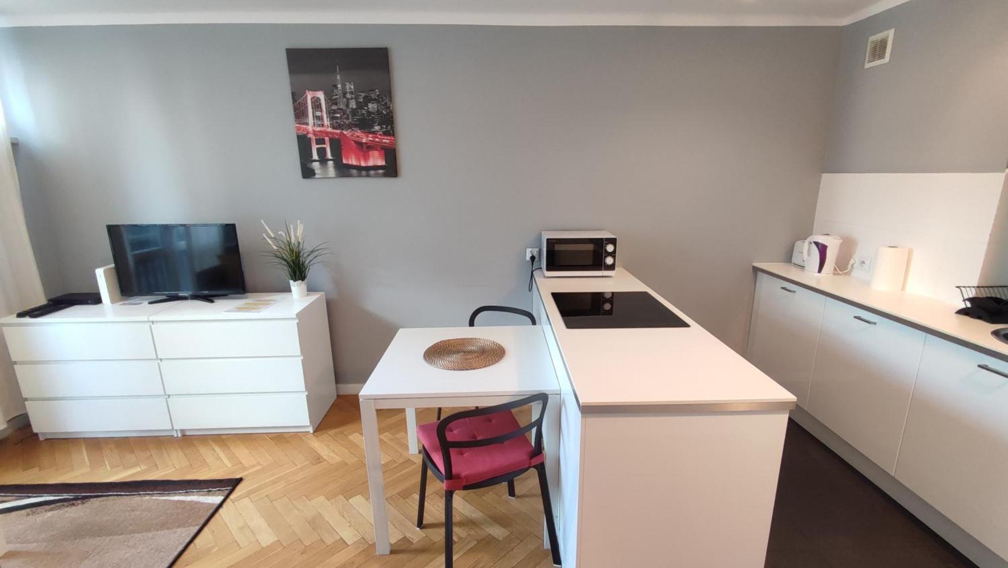 Apartment Centrum - Metro Rondo Onz *