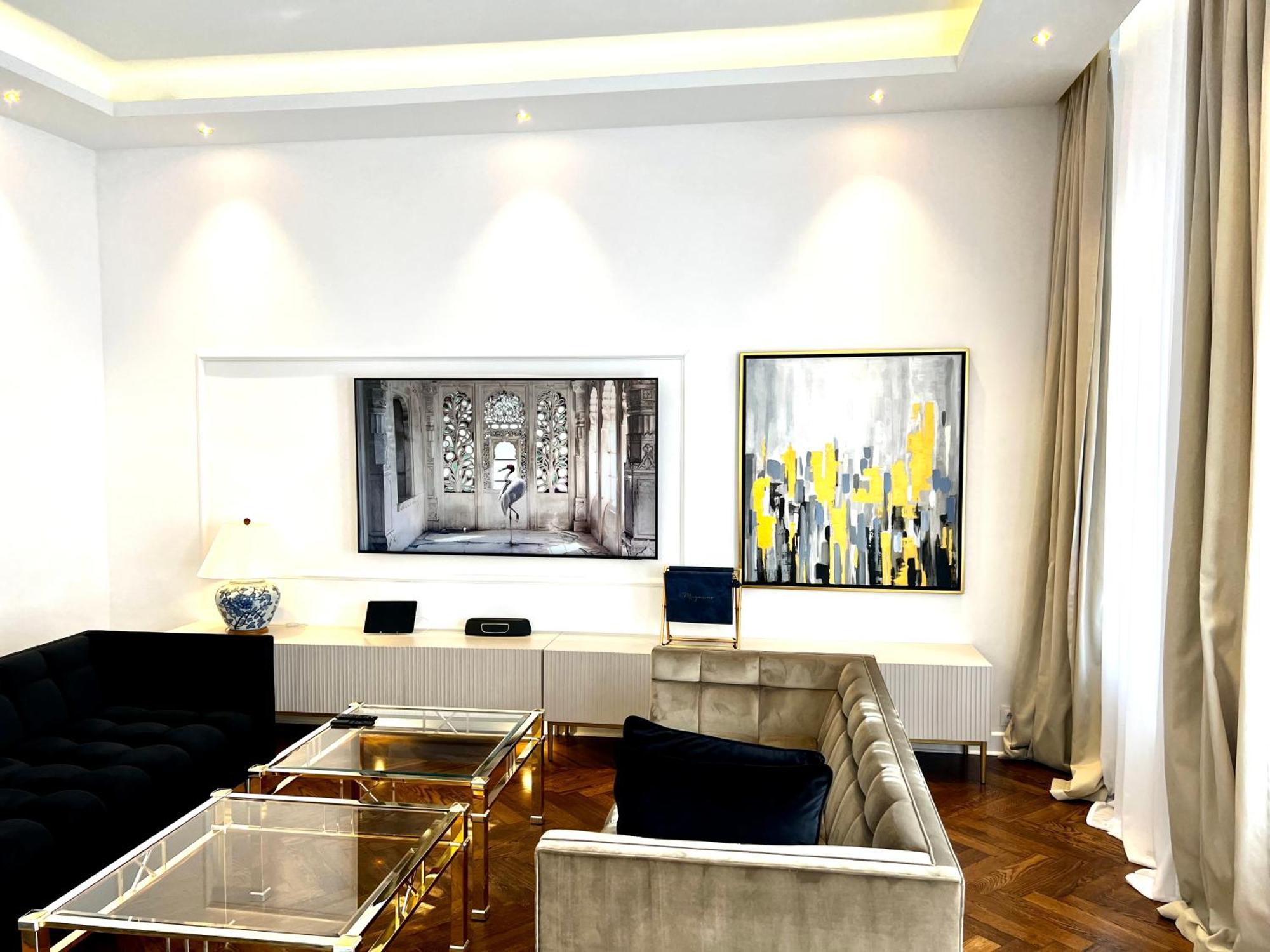 Luxury Mondrian Market Square Iii Warsaw