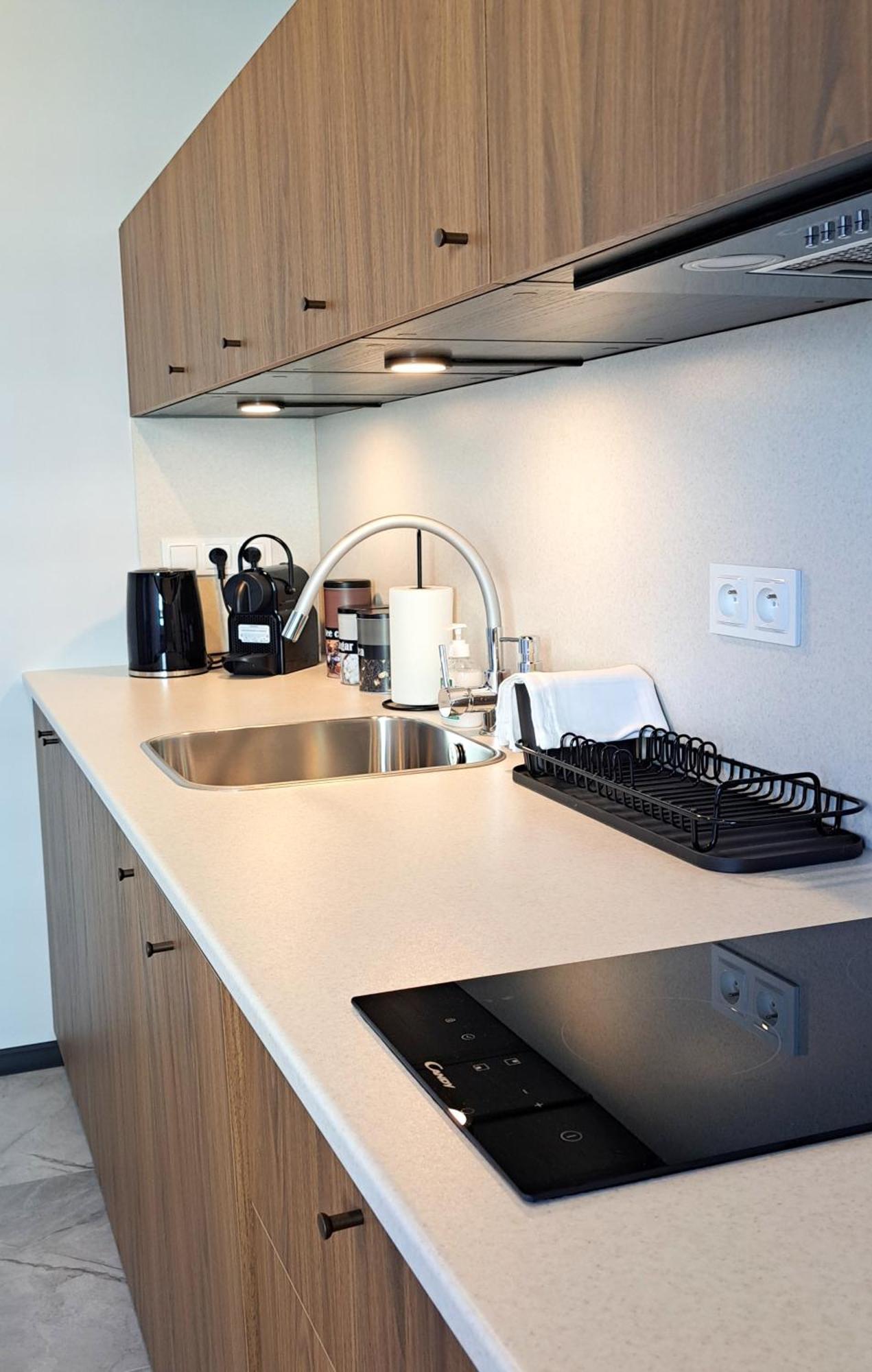 Apartamento Falcon 5 Metro Sgh