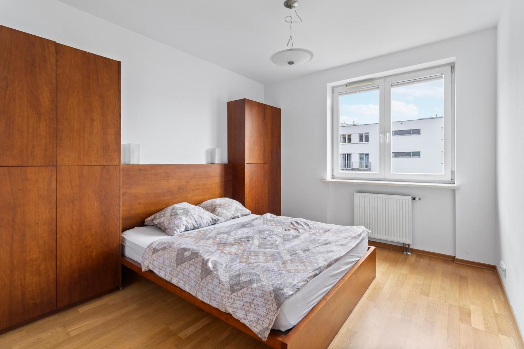 Zawiszy By Esteum Host *