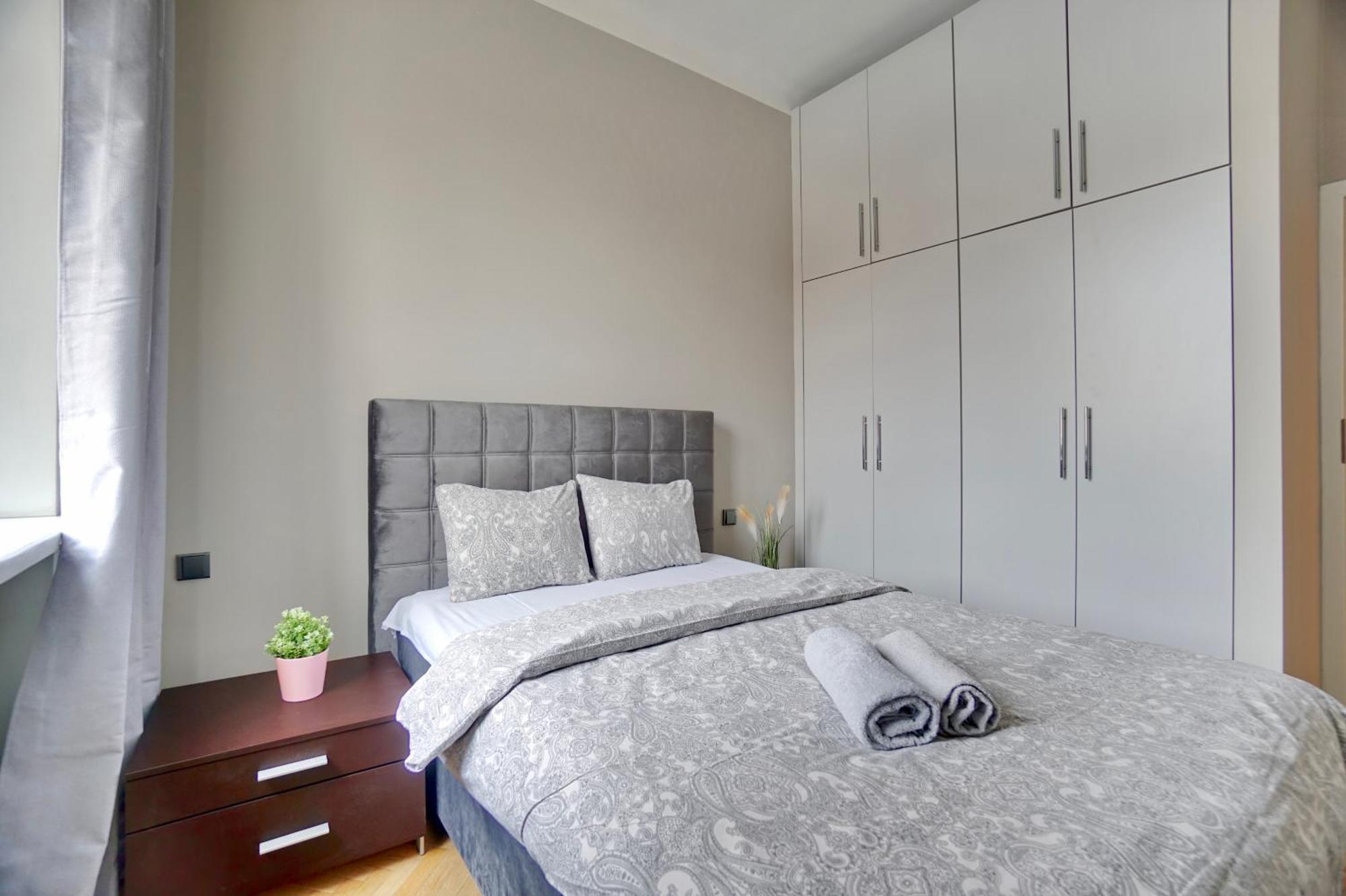 Premium Market View Old Town Apartment *