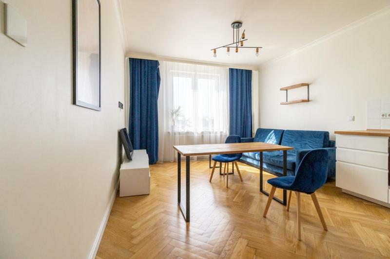 Apartamento Cozy Renovated In Bielany Next To Subway