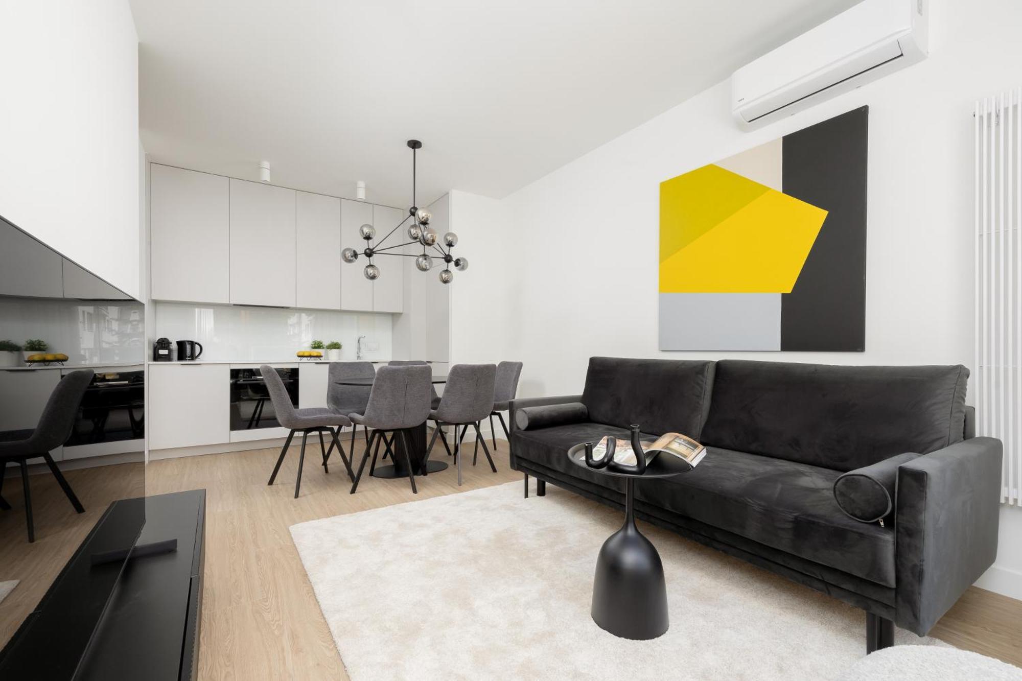 Apartment Domaniewska With Parking Mokotow By Renters Prestige Warsaw