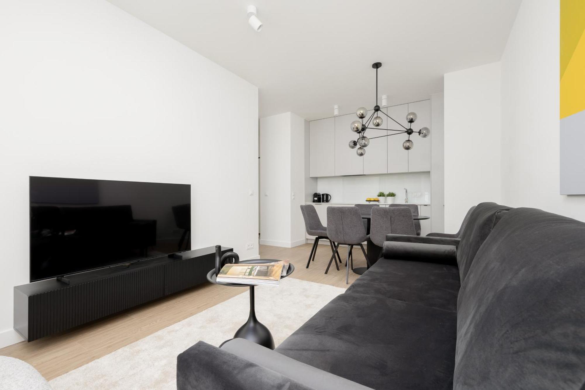 Domaniewska With Parking Mokotow By Renters Prestige *