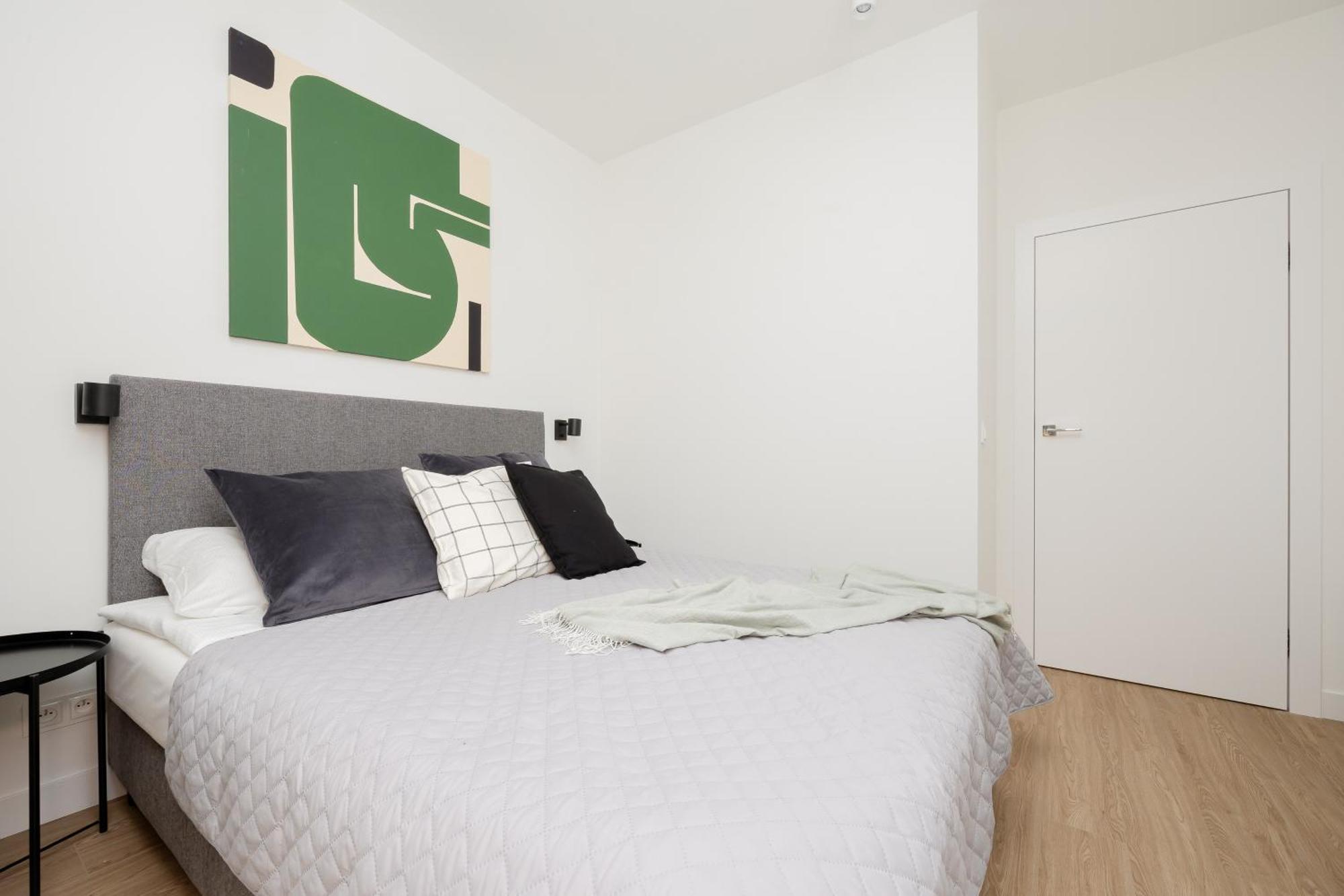 Domaniewska With Parking Mokotow By Renters Prestige Apartment