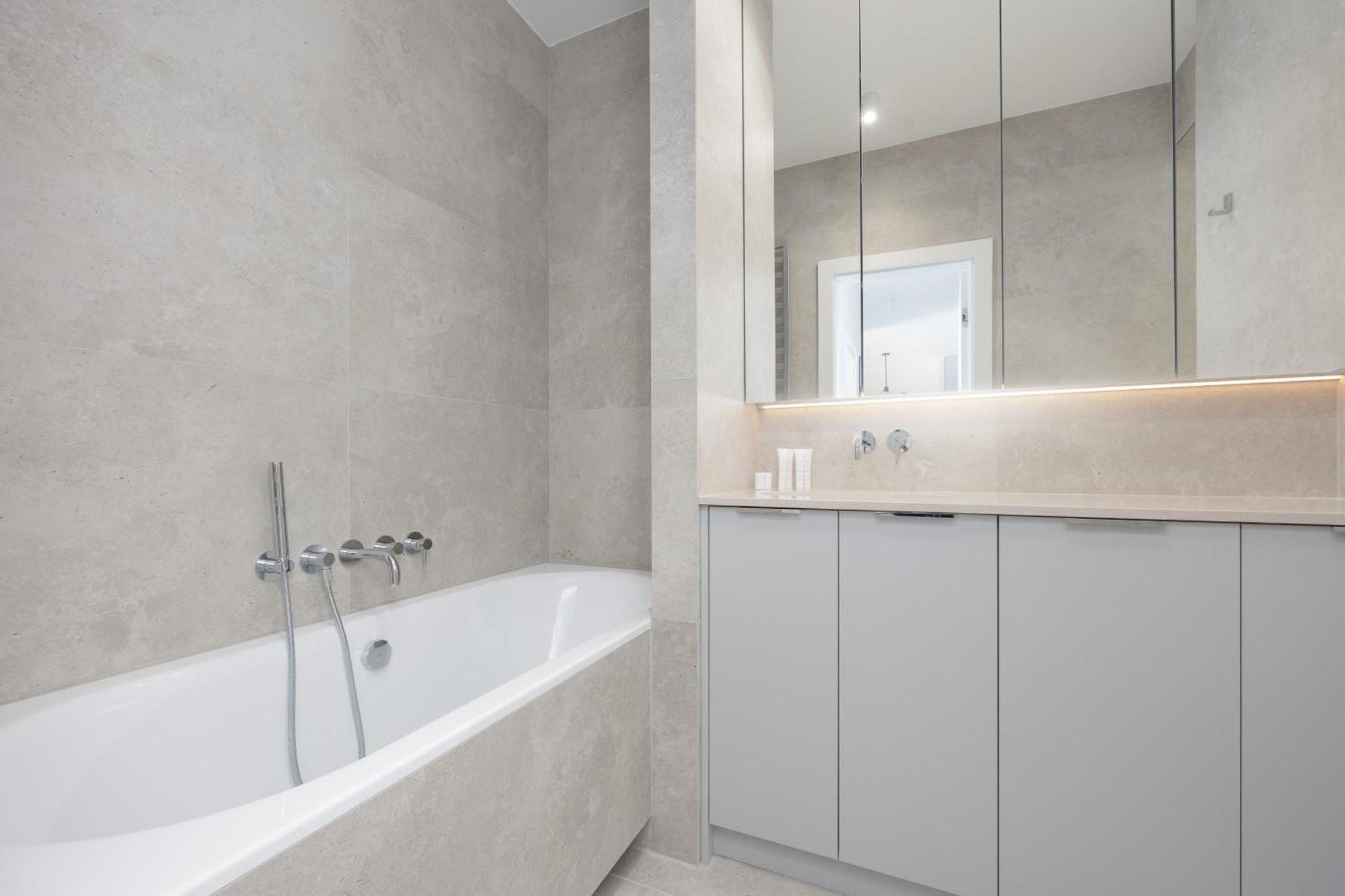 Domaniewska With Parking Mokotow By Renters Prestige Apartment *