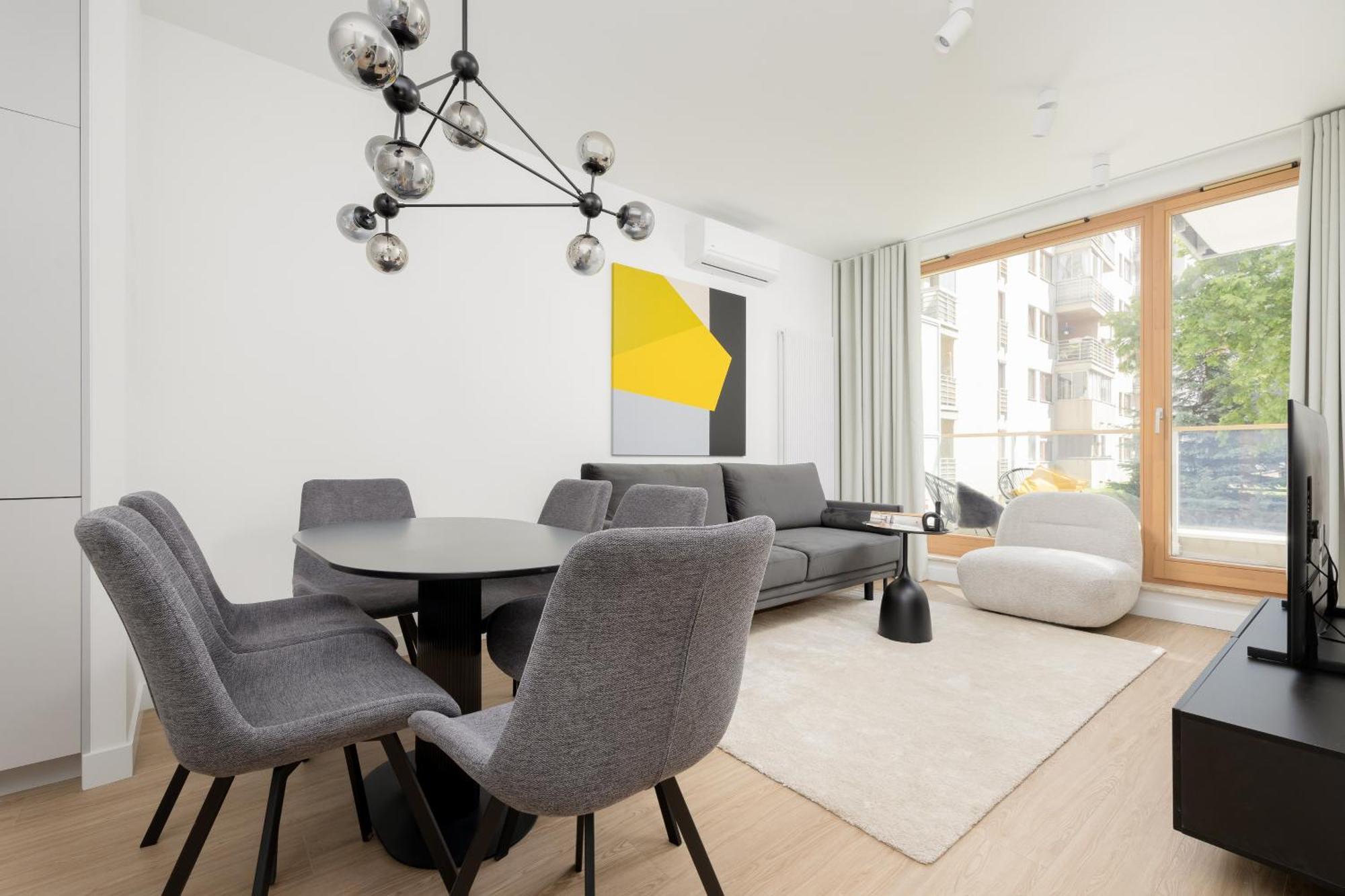 Domaniewska With Parking Mokotow By Renters Prestige