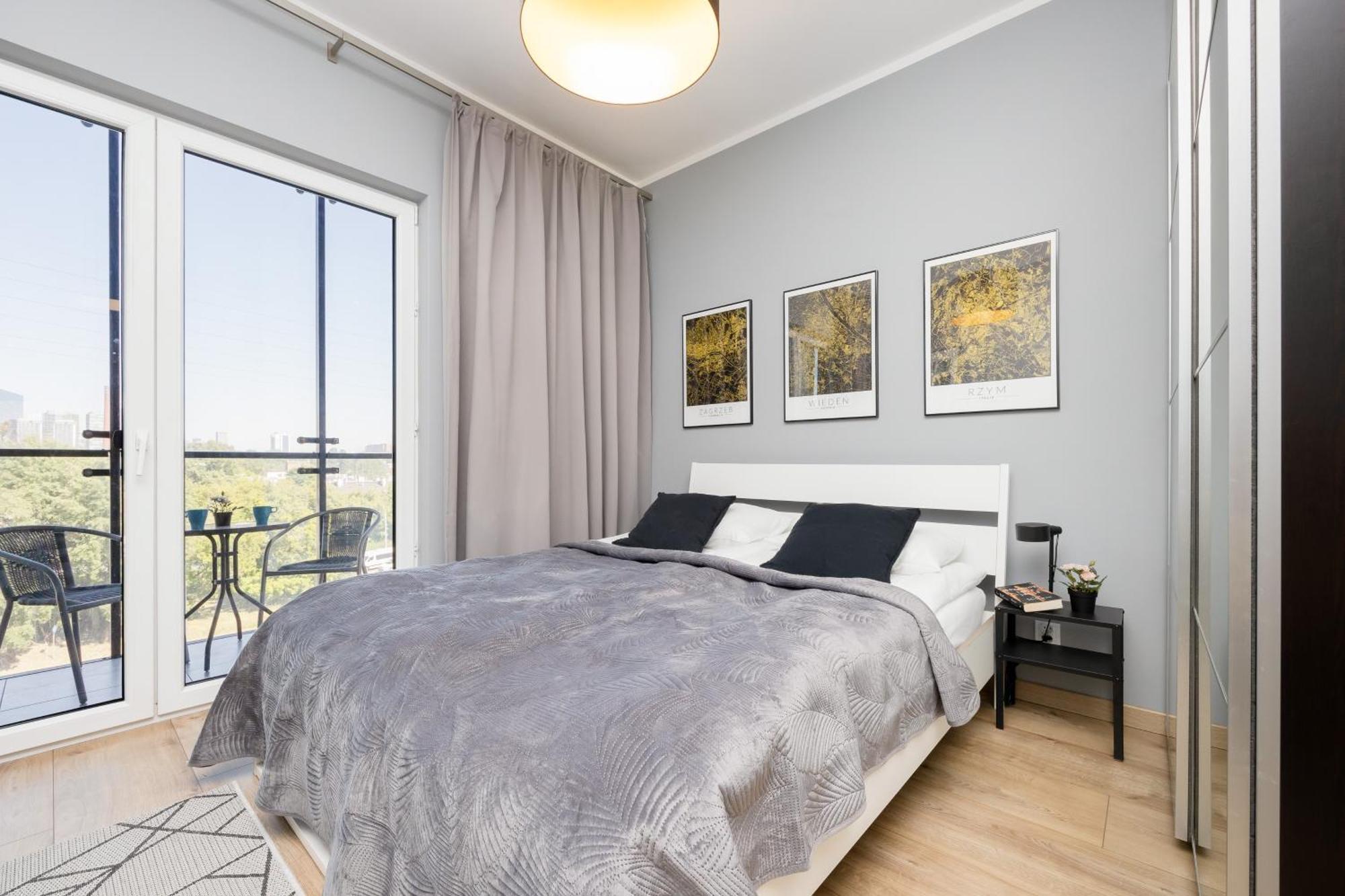 Apartment Prymasa Tysiaclecia Business Centre By Renters Warsaw