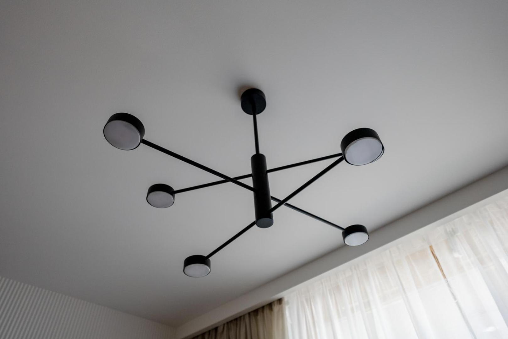 Mokotow - Balcony, Ac, Bus & Park Nearby Apartment *
