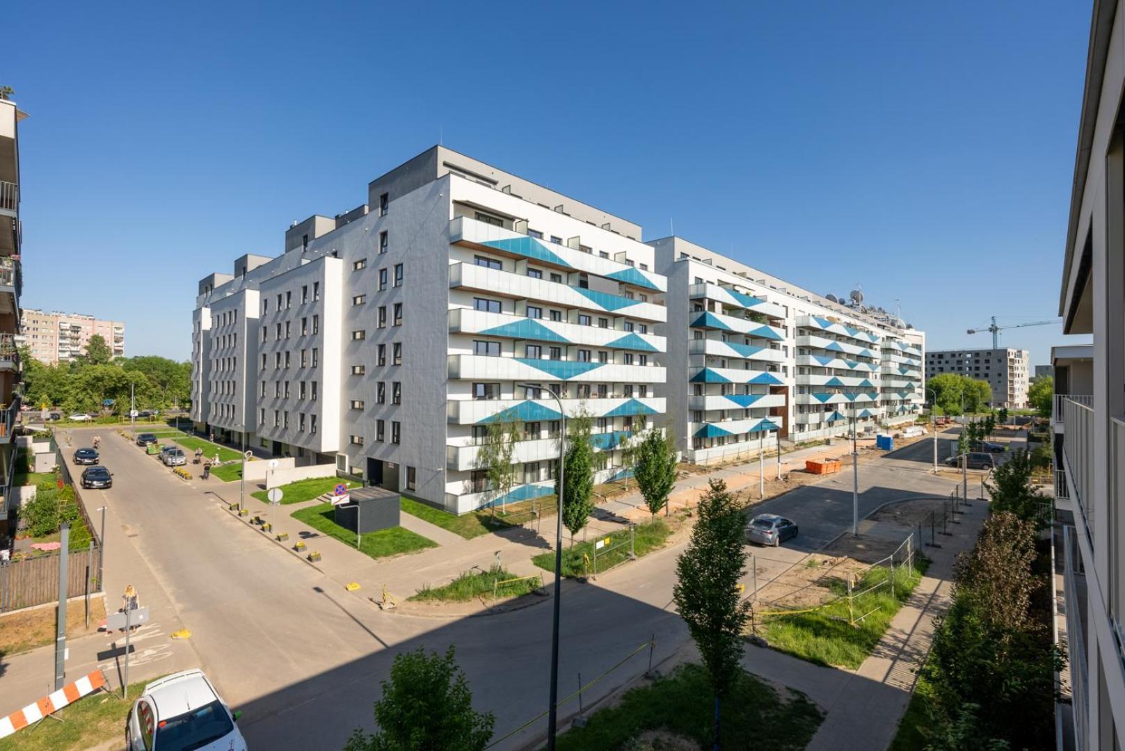 Mokotow - Balcony, Ac, Bus & Park Nearby Warsaw