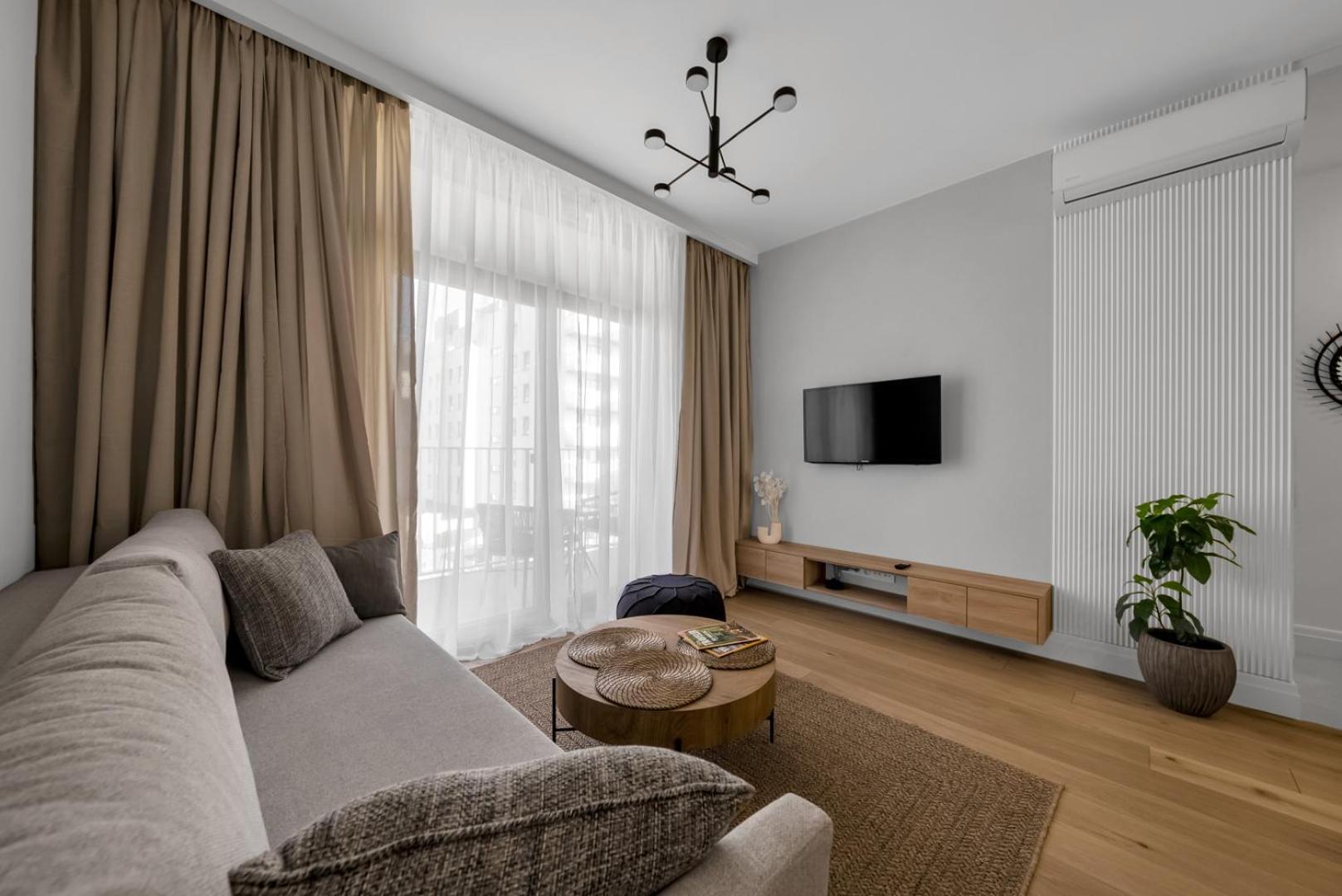 Mokotow - Balcony, Ac, Bus & Park Nearby
