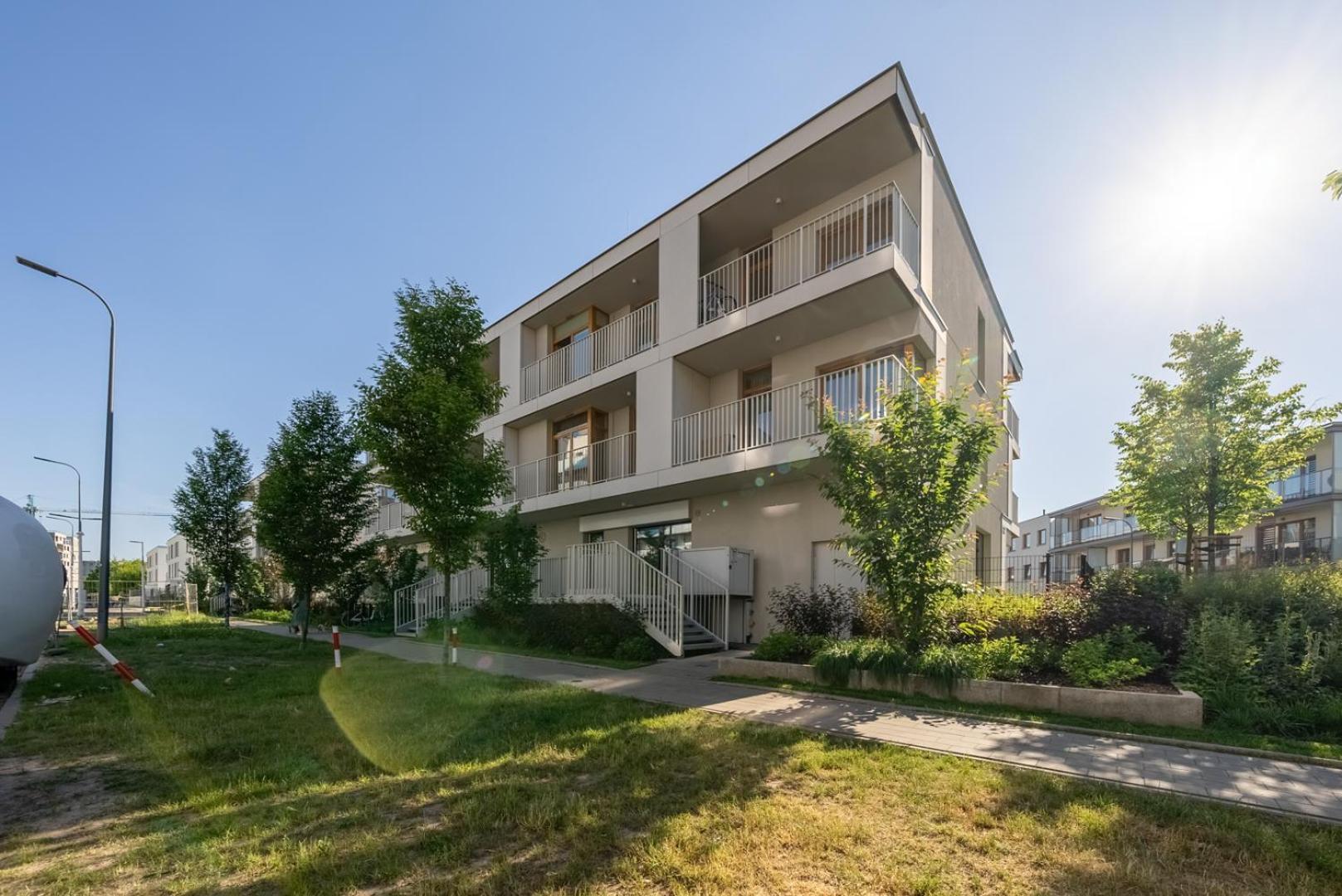 Apartment Mokotow - Balcony, Ac, Bus & Park Nearby Warsaw