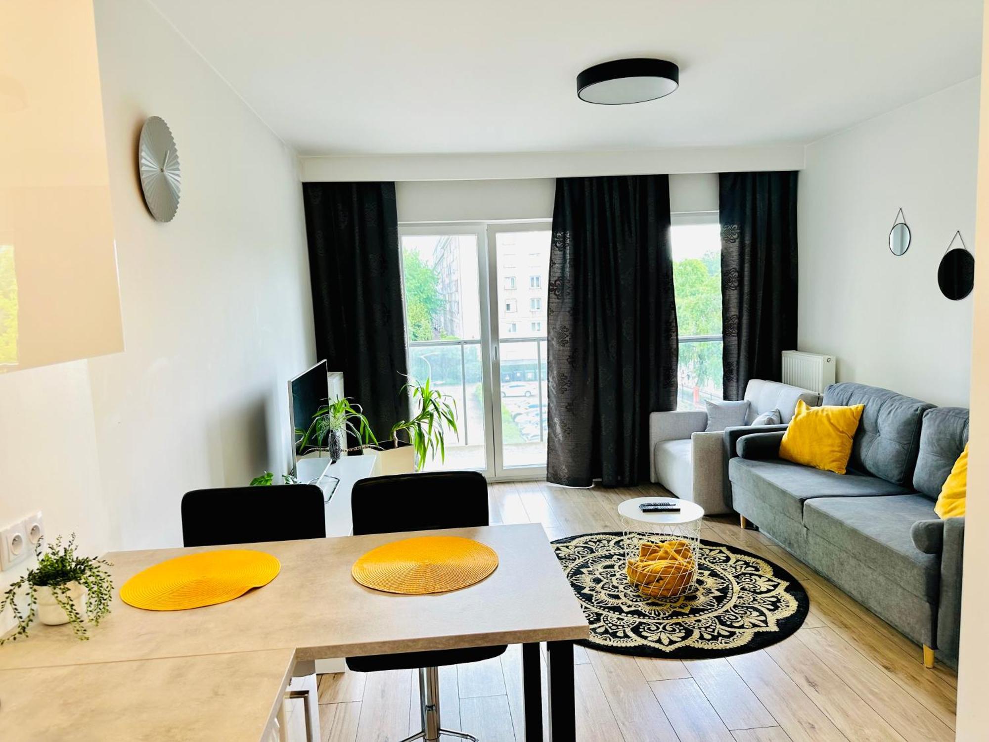 Apartment Millennium Express Lemon Warschau