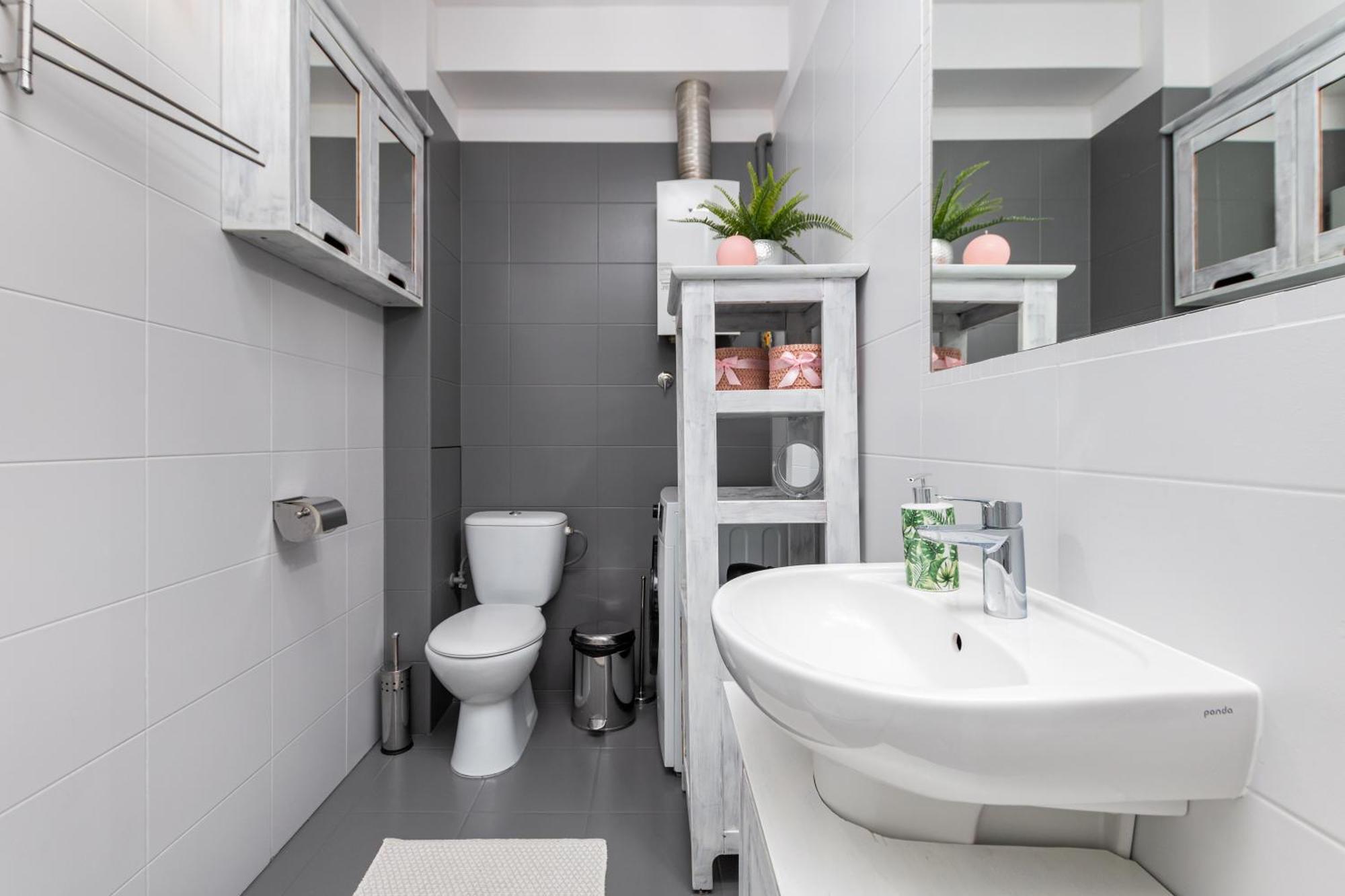 Apartment Chmielna 2 By Your Freedom