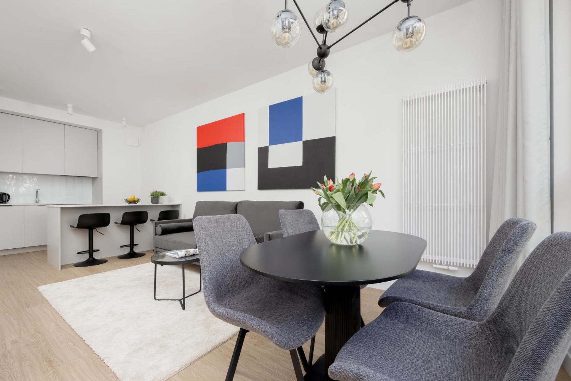 Apartment Domaniewska With Parking Mokotow By Renters Prestige Warsaw